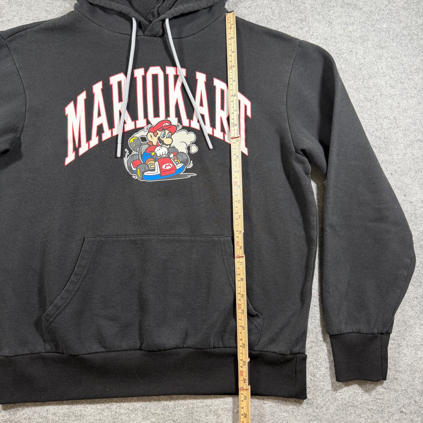 Mario Kart Hoodie Mens M Black Graphic Print Fleece Streetwear Gaming Fan Gear thumbnail 6