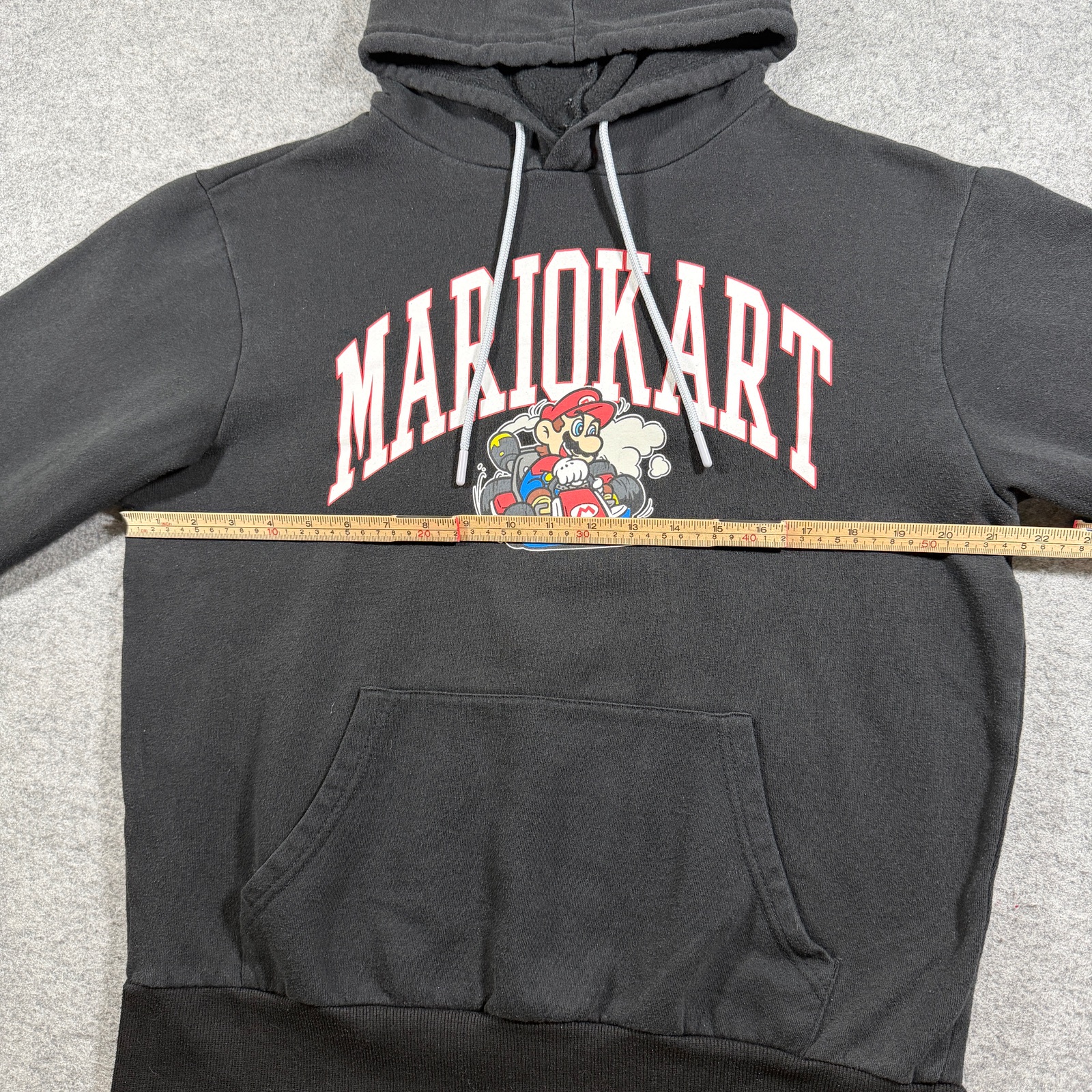 Mario Kart Hoodie Mens M Black Graphic Print Fleece Streetwear Gaming Fan Gear thumbnail 7