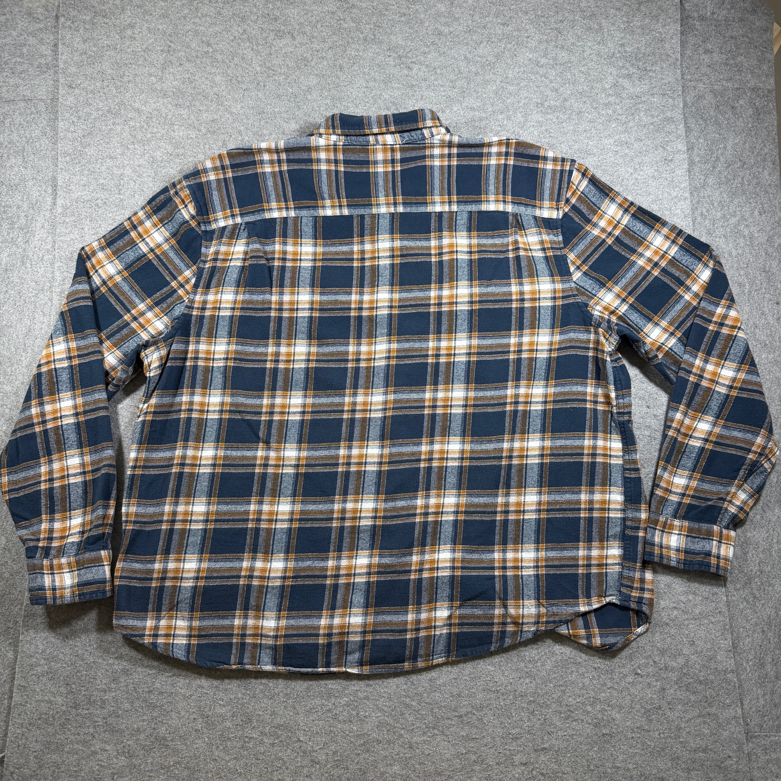 Lucky Brand Flannel Shirt Mens XXL Navy Plaid Classic Fit Chest Pockets Casual thumbnail 2