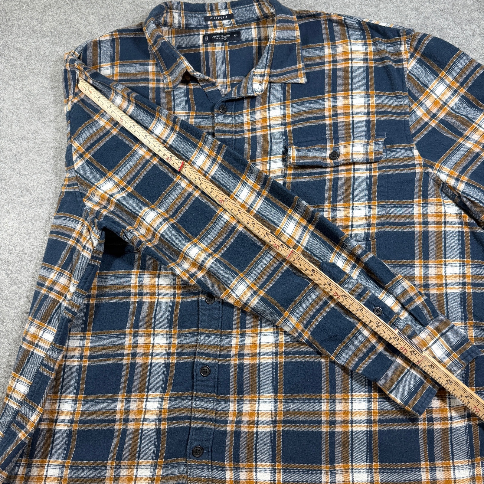 Lucky Brand Flannel Shirt Mens XXL Navy Plaid Classic Fit Chest Pockets Casual thumbnail 8