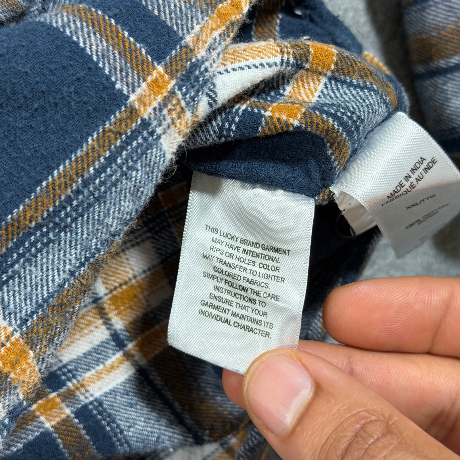 Lucky Brand Flannel Shirt Mens XXL Navy Plaid Classic Fit Chest Pockets Casual thumbnail 9