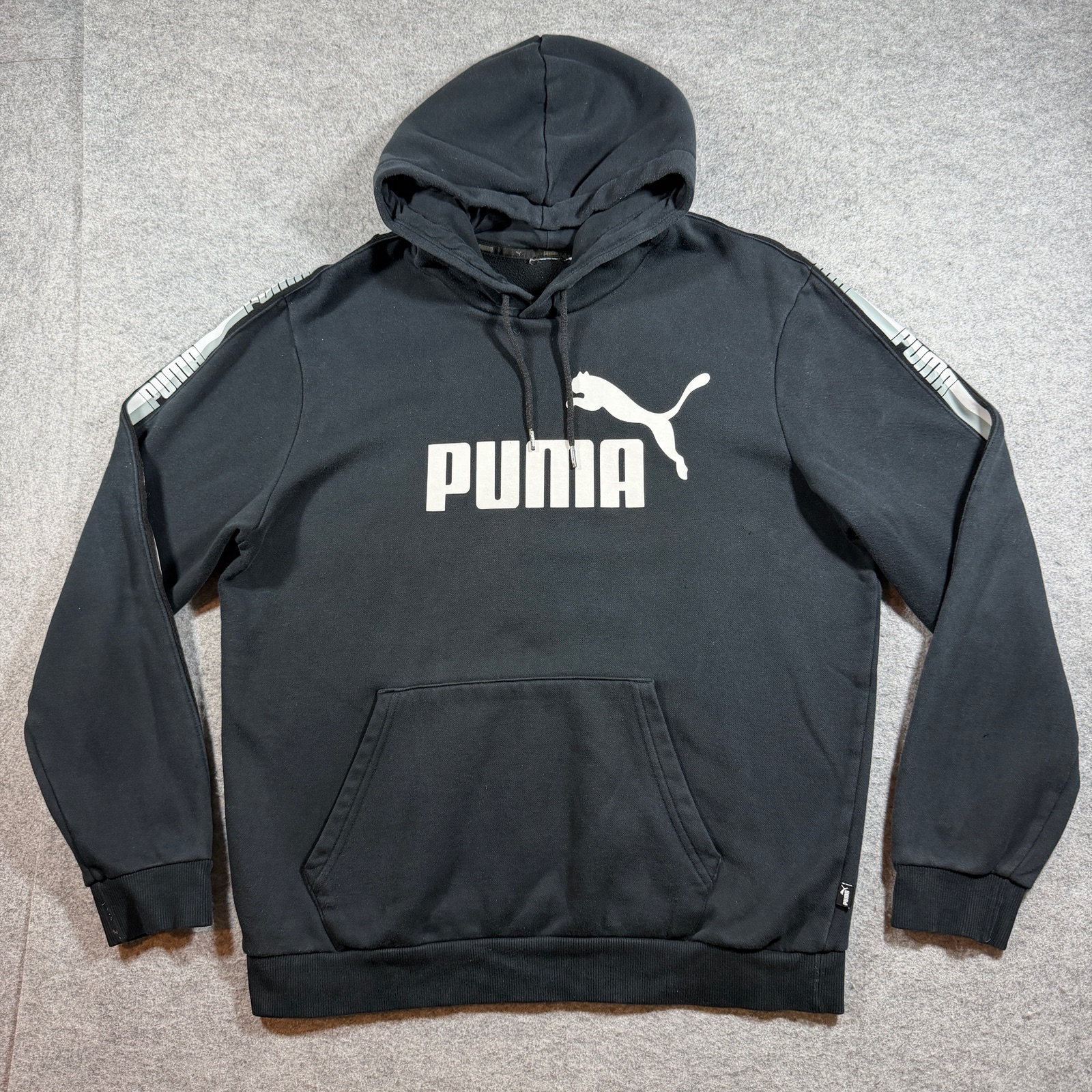 Puma Essentials Hoodie Mens L Black Fleece Taped Logo Sleeve Stripes Streetwear