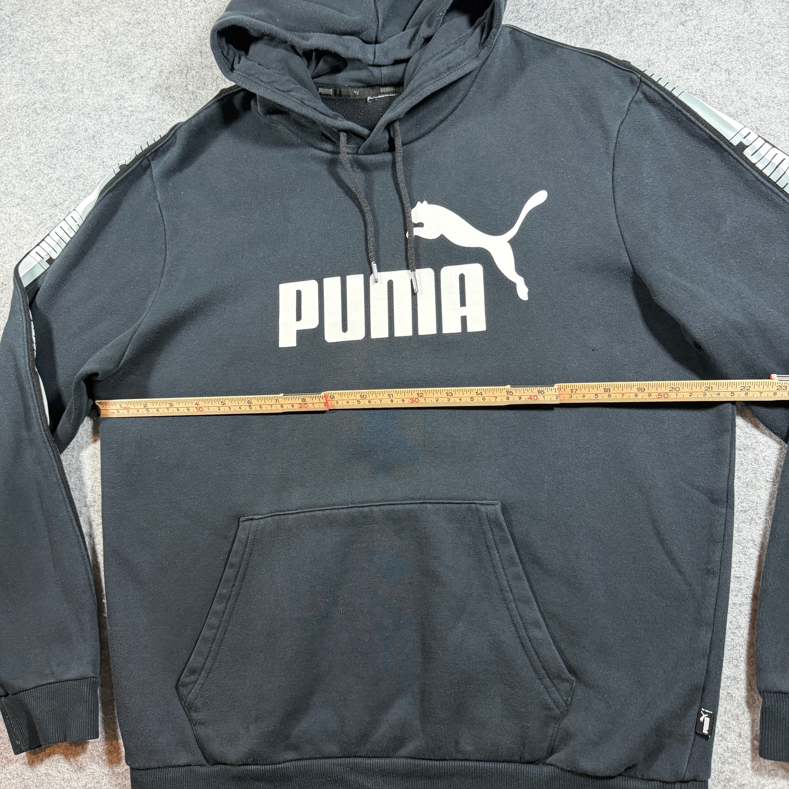 Puma Essentials Hoodie Mens L Black Fleece Taped Logo Sleeve Stripes Streetwear thumbnail 7