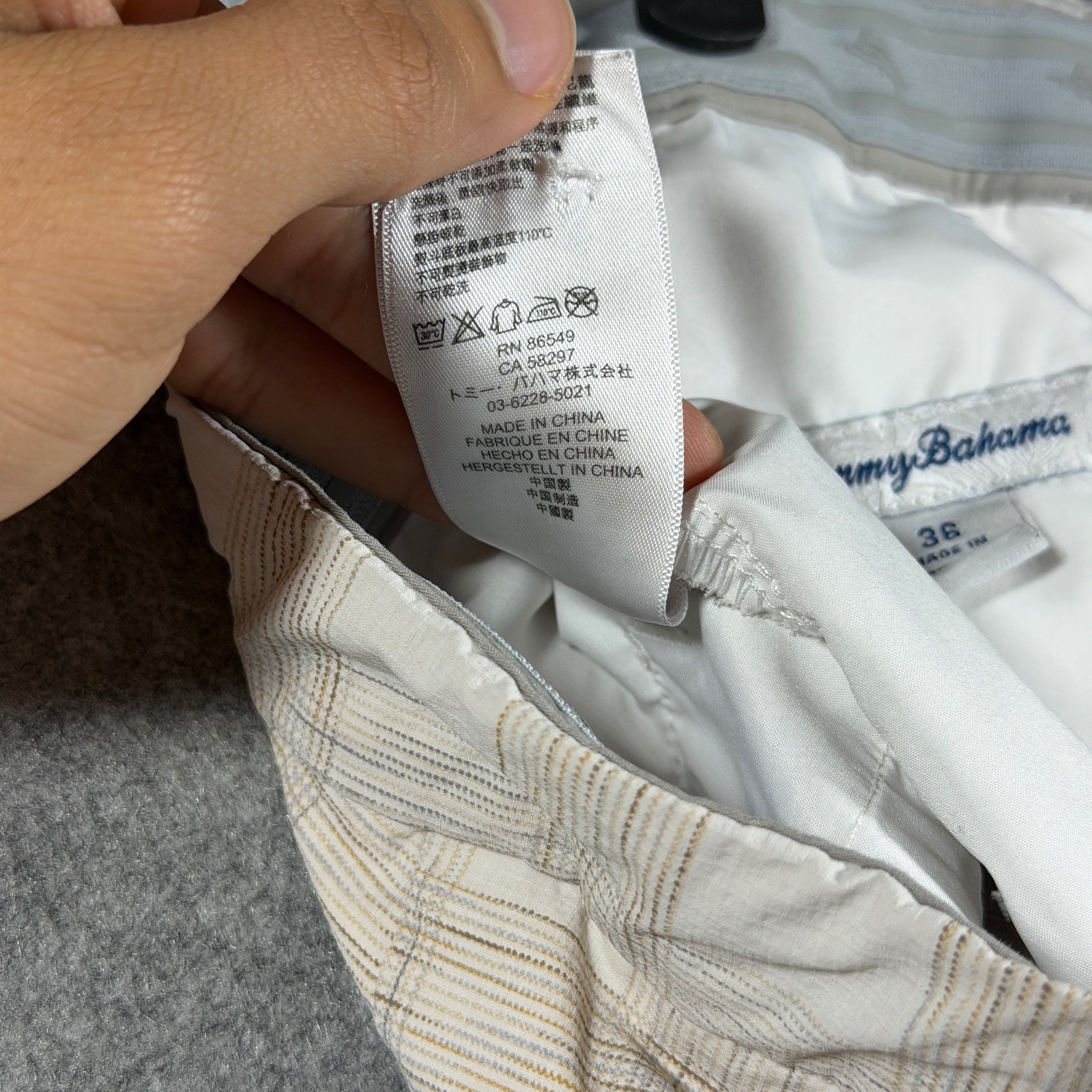 Tommy Bahama Golf Shorts Mens 36 Cream Plaid Flat Front Preppy Zip Pockets thumbnail 12