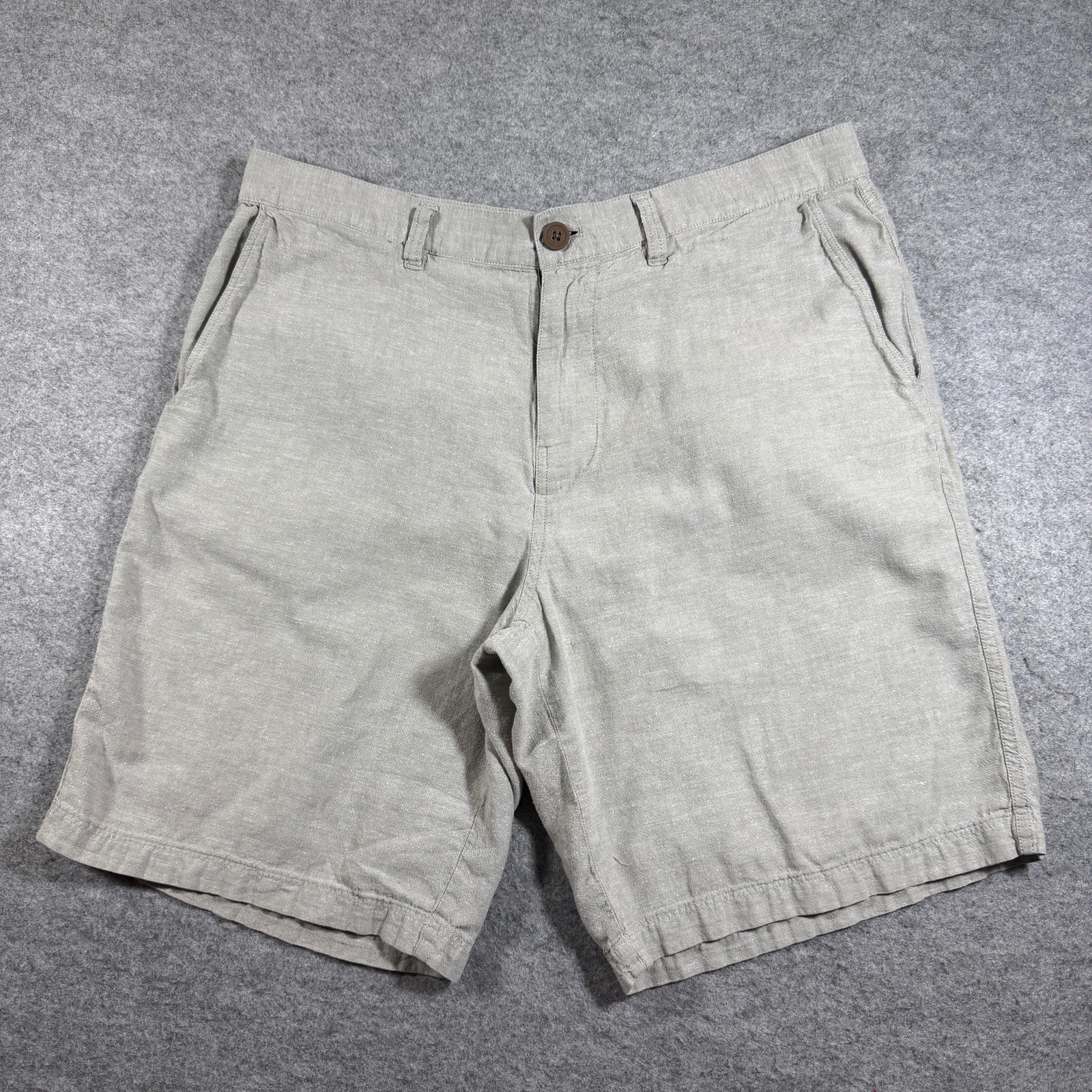 Patagonia Stand Up Shorts Mens 34 Khaki Hemp Flat Front Casual Outdoor Preppy thumbnail 2
