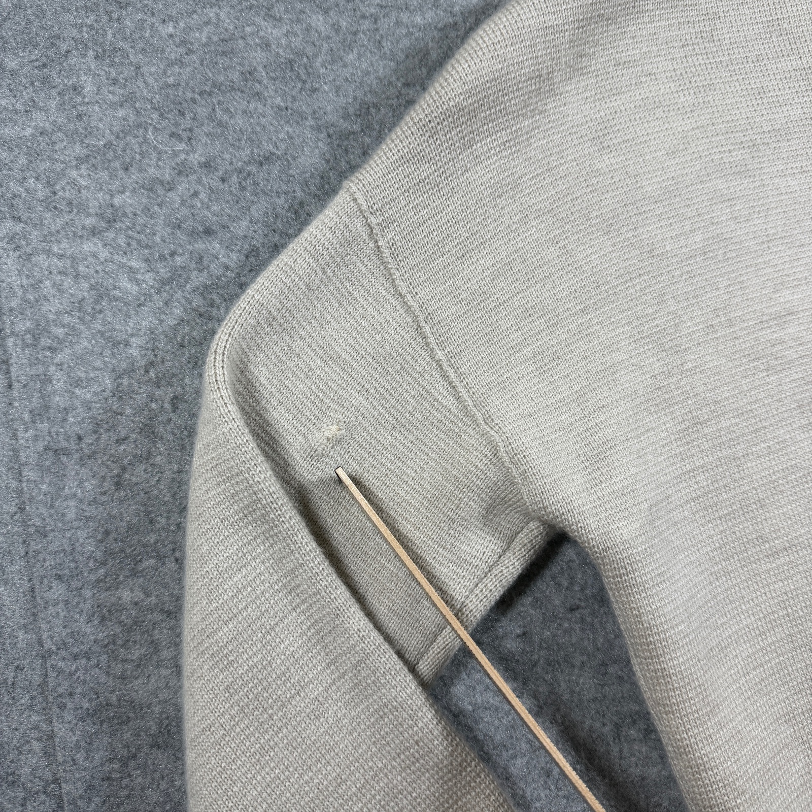 Banana Republic Cardigan Womens S Oatmeal 100% Soft Merino Wool Cropped Preppy thumbnail 5