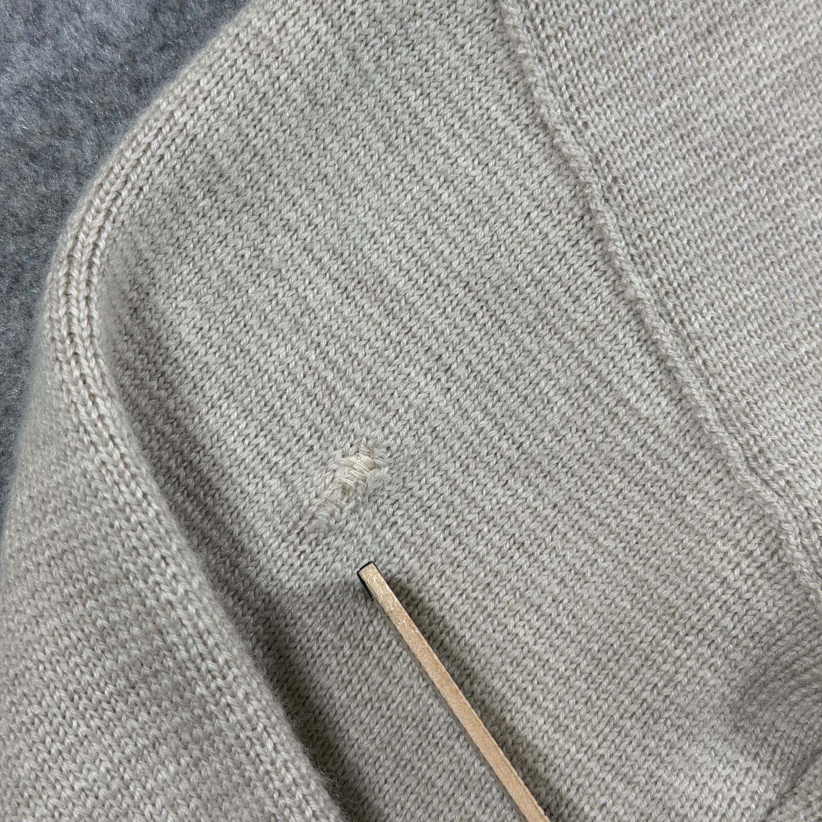 Banana Republic Cardigan Womens S Oatmeal 100% Soft Merino Wool Cropped Preppy thumbnail 9