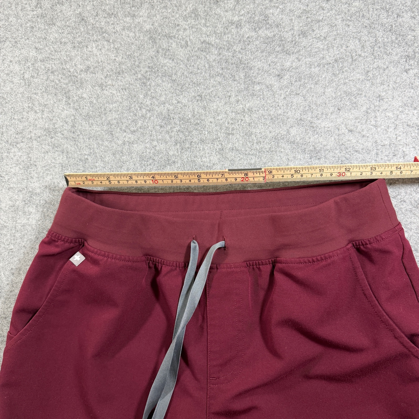 FIGS Zamora Jogger Scrub Pants Womens M Burgundy Zip Pocket Nursing Workwear thumbnail 7