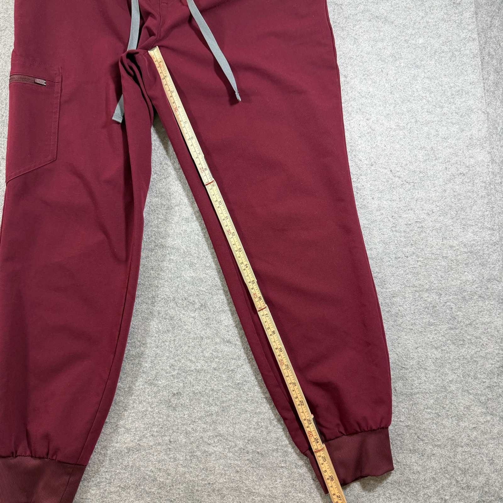 FIGS Zamora Jogger Scrub Pants Womens M Burgundy Zip Pocket Nursing Workwear thumbnail 8