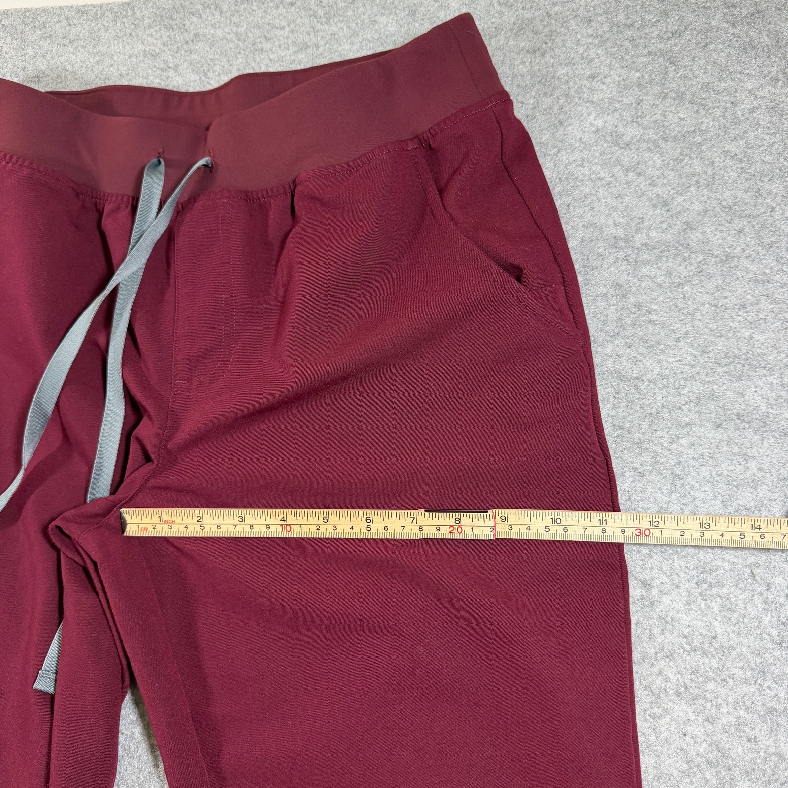 FIGS Zamora Jogger Scrub Pants Womens M Burgundy Zip Pocket Nursing Workwear thumbnail 9