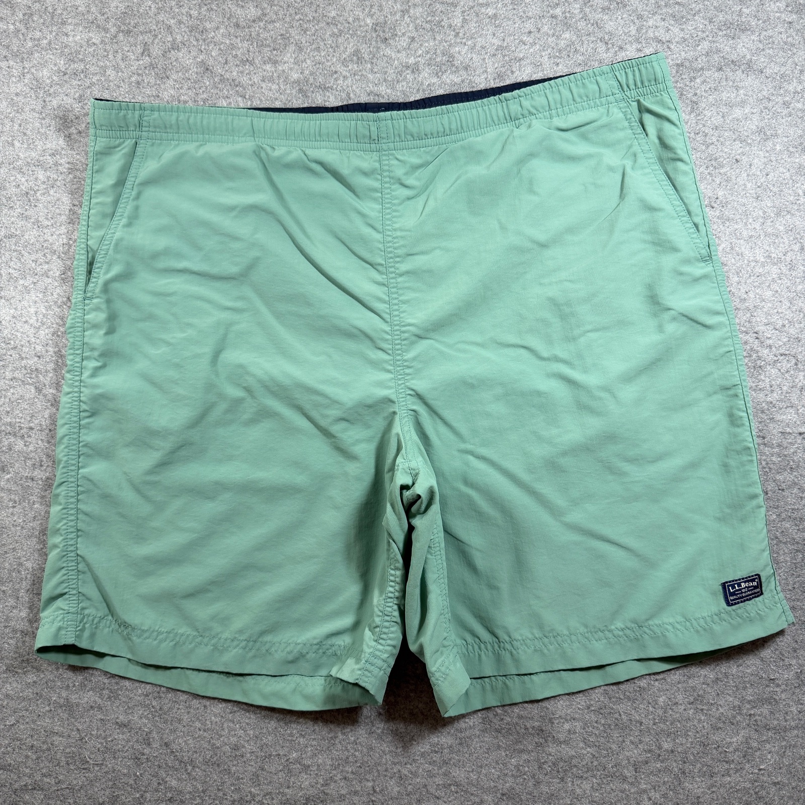 L.L.Bean Board Shorts Mens L Sage Green Elastic Waist Flap Pocket Swim Outdoor