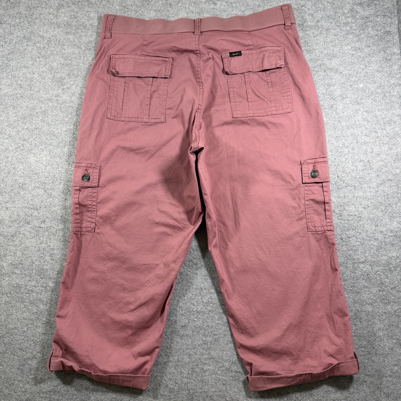 Lee Cargo Capri Pants Womens 16M Mauve Cropped Cuffed Hem Utility Pockets thumbnail 2
