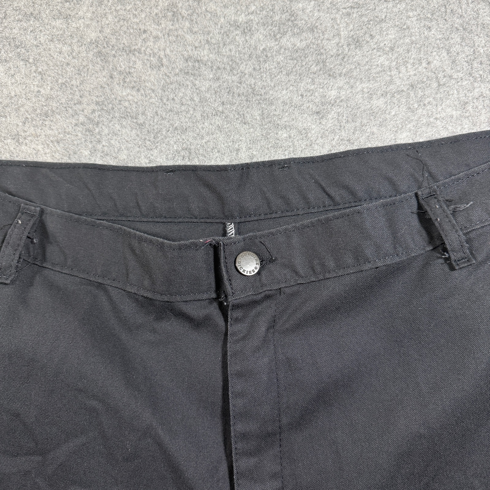 Dickies Cargo Pants Mens 44x32 Black Relaxed Fit Workwear Flap Pockets Utility thumbnail 3