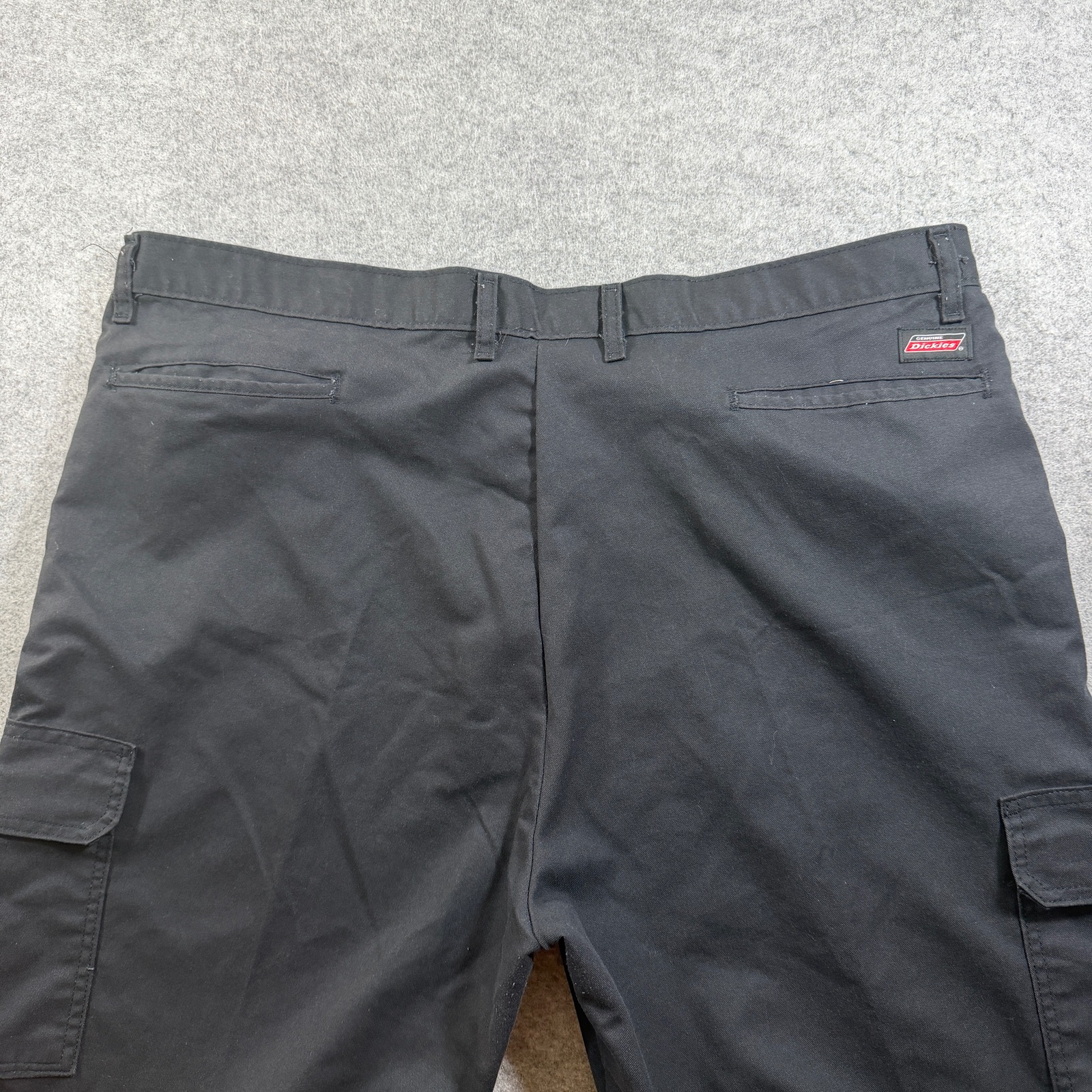 Dickies Cargo Pants Mens 44x32 Black Relaxed Fit Workwear Flap Pockets Utility thumbnail 5