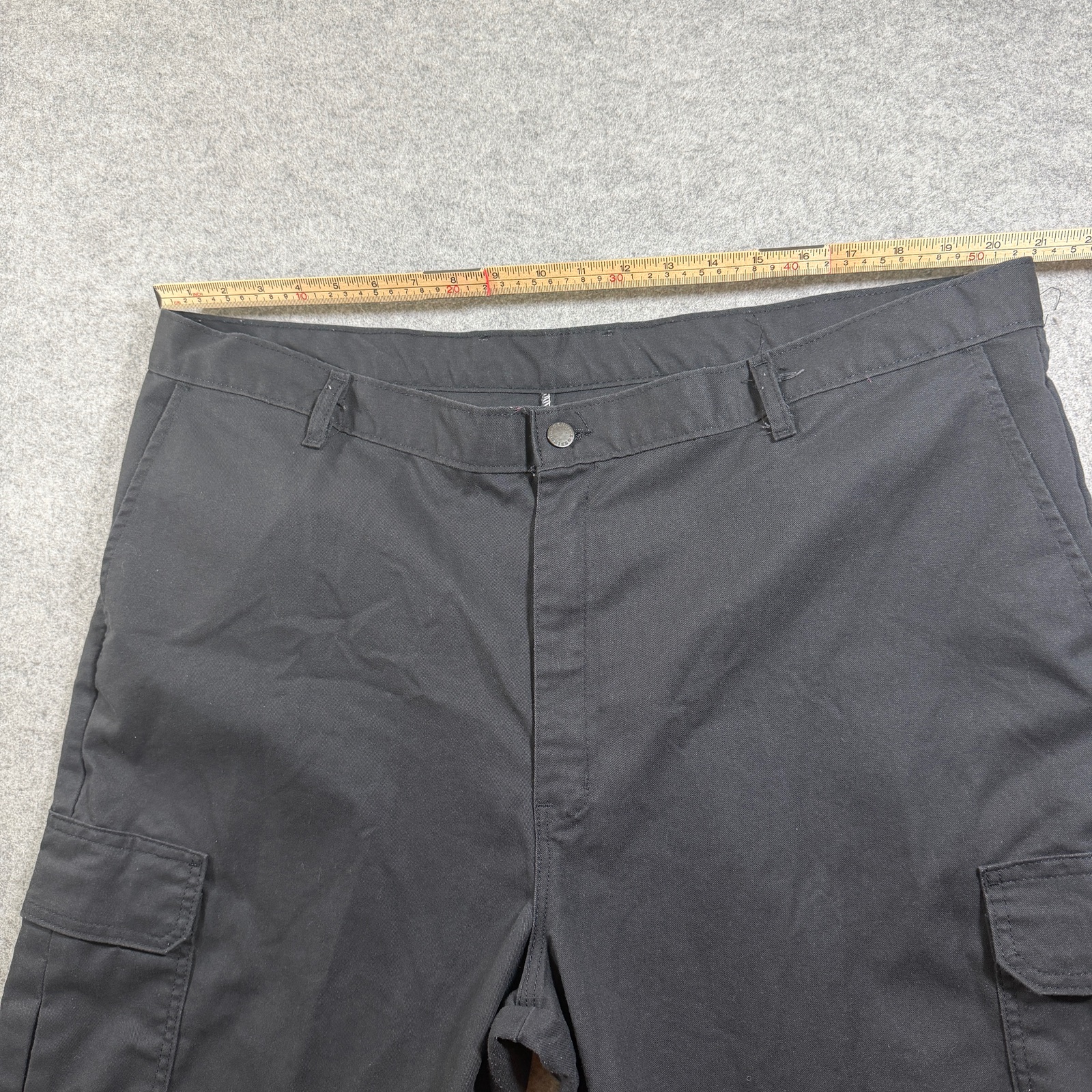 Dickies Cargo Pants Mens 44x32 Black Relaxed Fit Workwear Flap Pockets Utility thumbnail 6