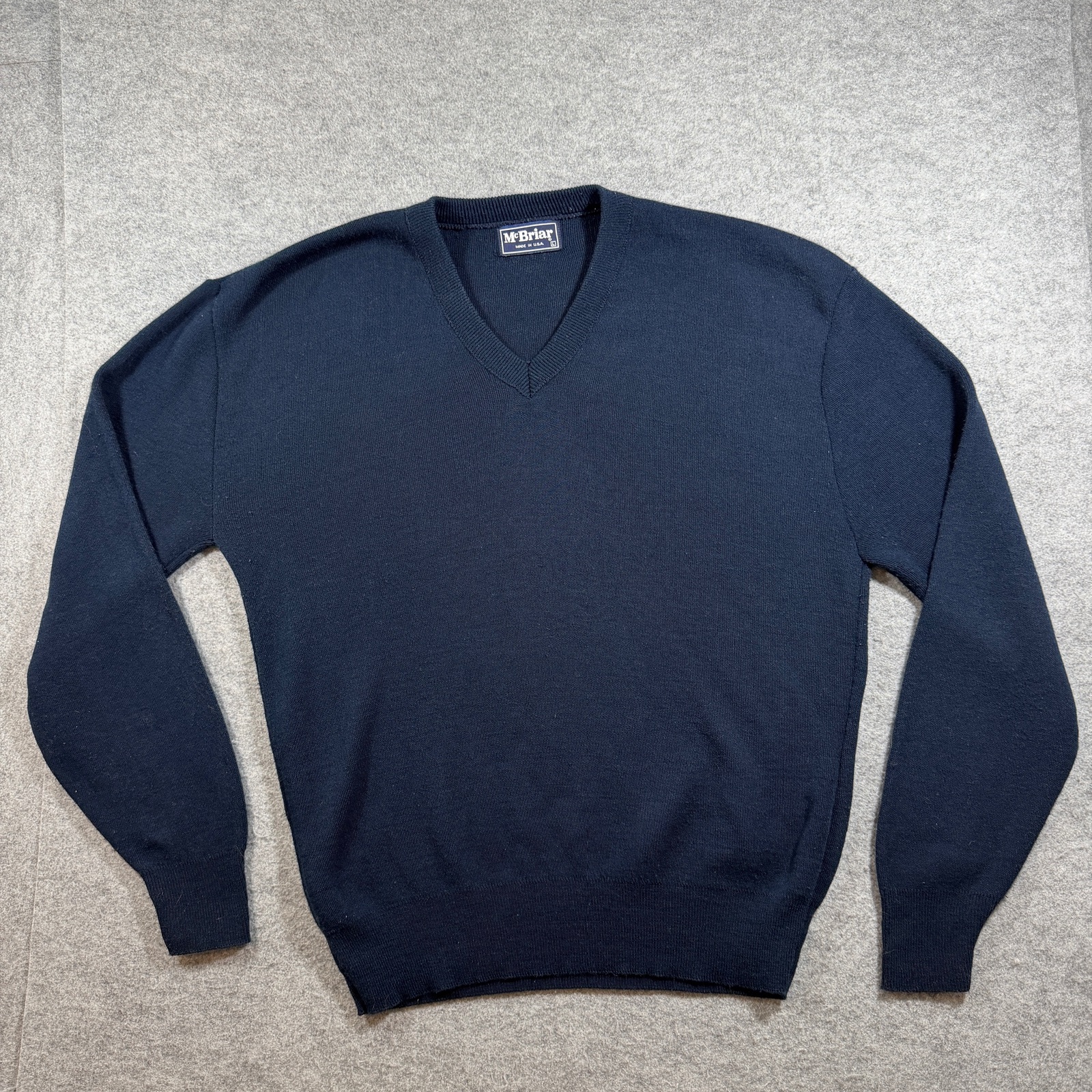 McBriar Vintage Sweater Mens L Navy V-Neck Outdoor Preppy Fall Knit USA Made
