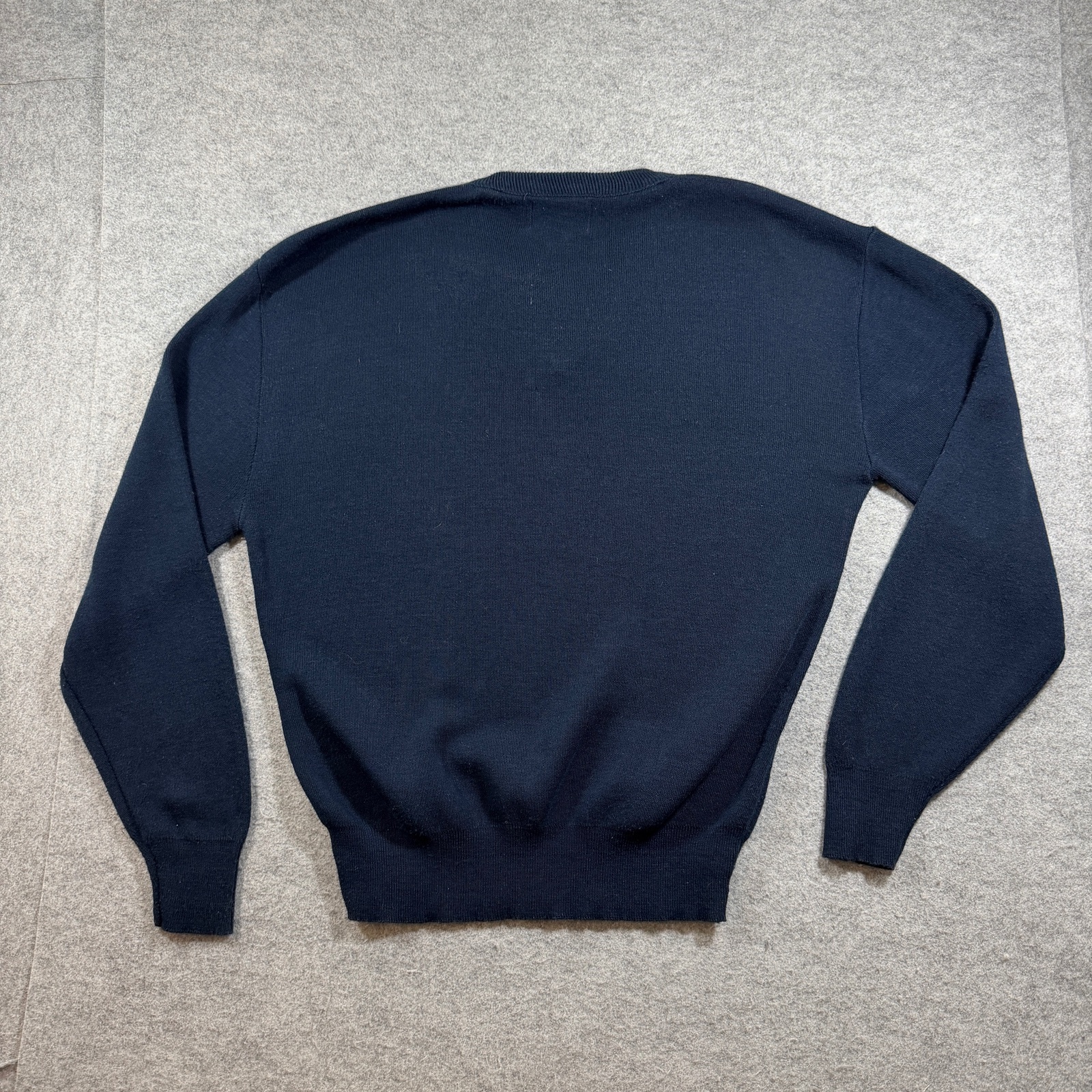 McBriar Vintage Sweater Mens L Navy V-Neck Outdoor Preppy Fall Knit USA Made thumbnail 2