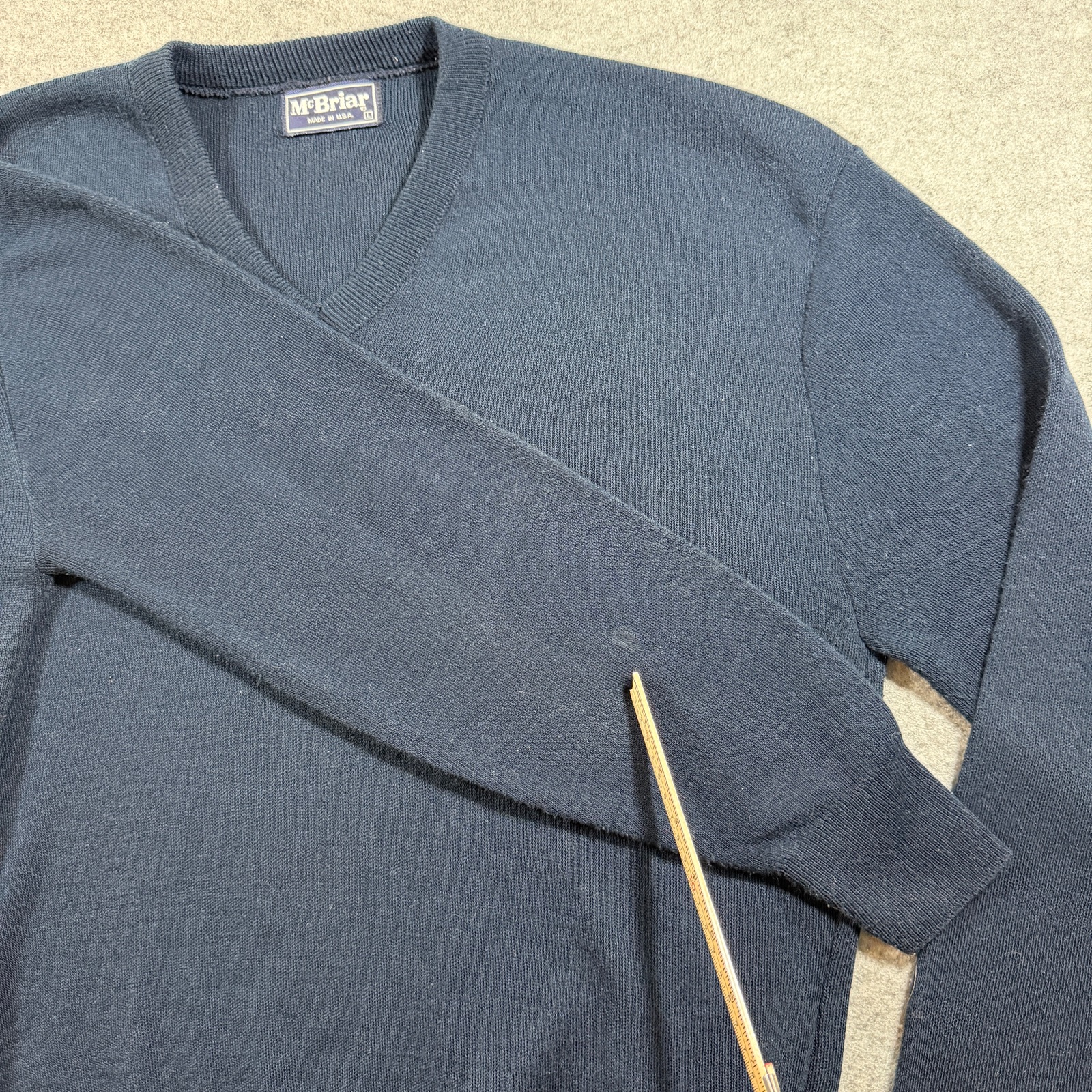 McBriar Vintage Sweater Mens L Navy V-Neck Outdoor Preppy Fall Knit USA Made thumbnail 5