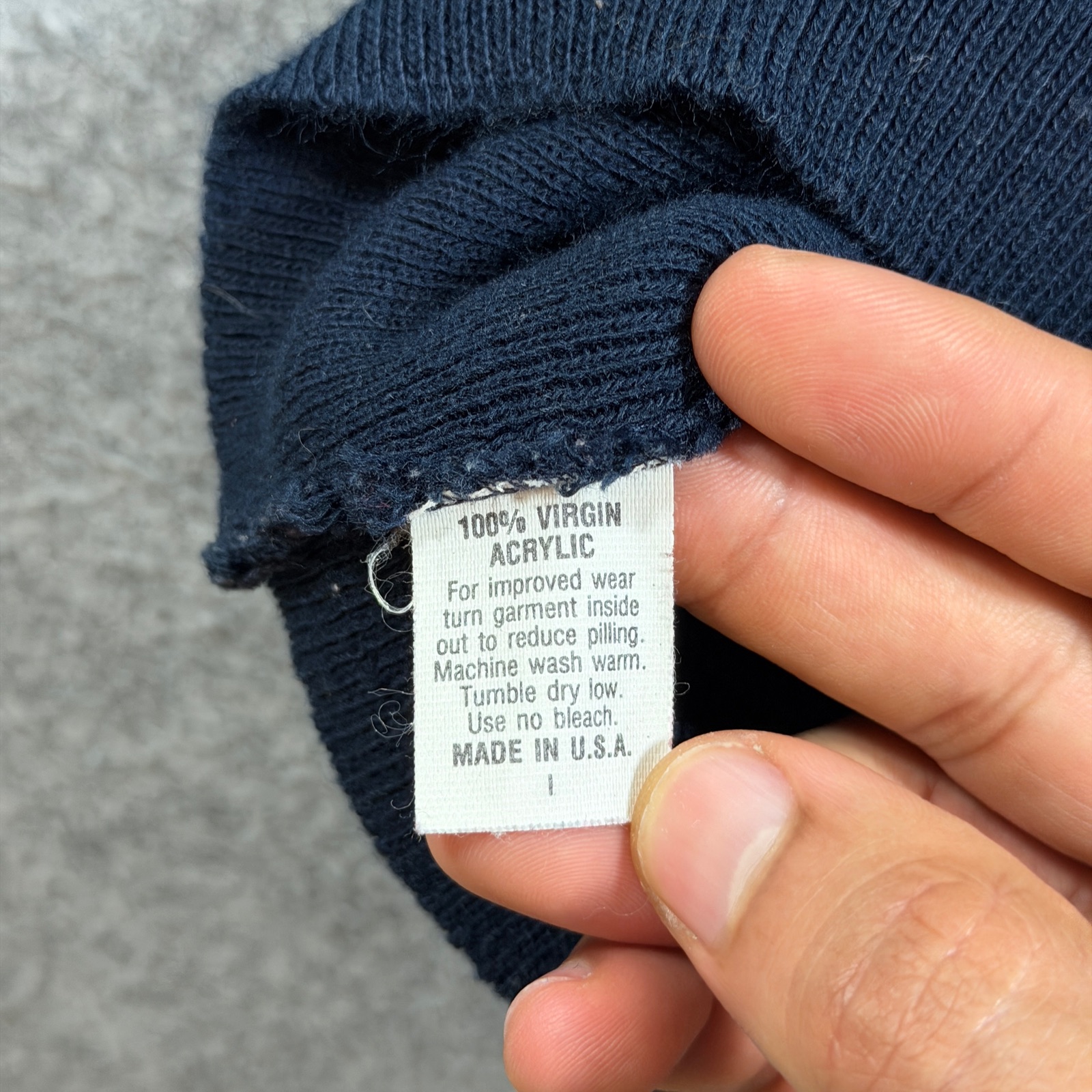 McBriar Vintage Sweater Mens L Navy V-Neck Outdoor Preppy Fall Knit USA Made thumbnail 10