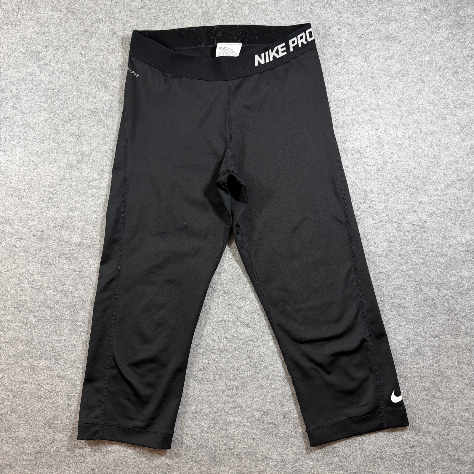 Nike Pro Capri Leggings Womens M Black Compression Dri-Fit Gym Training Workout