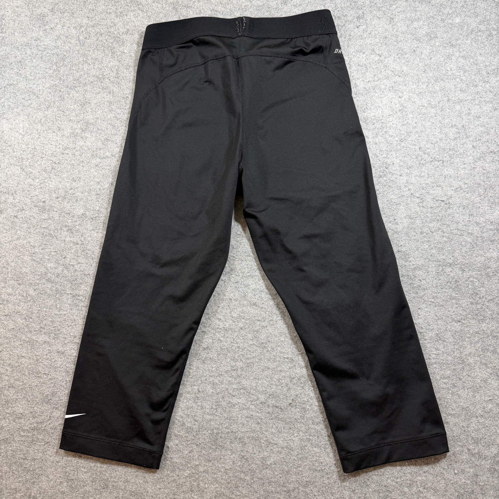 Nike Pro Capri Leggings Womens M Black Compression Dri-Fit Gym Training Workout thumbnail 2