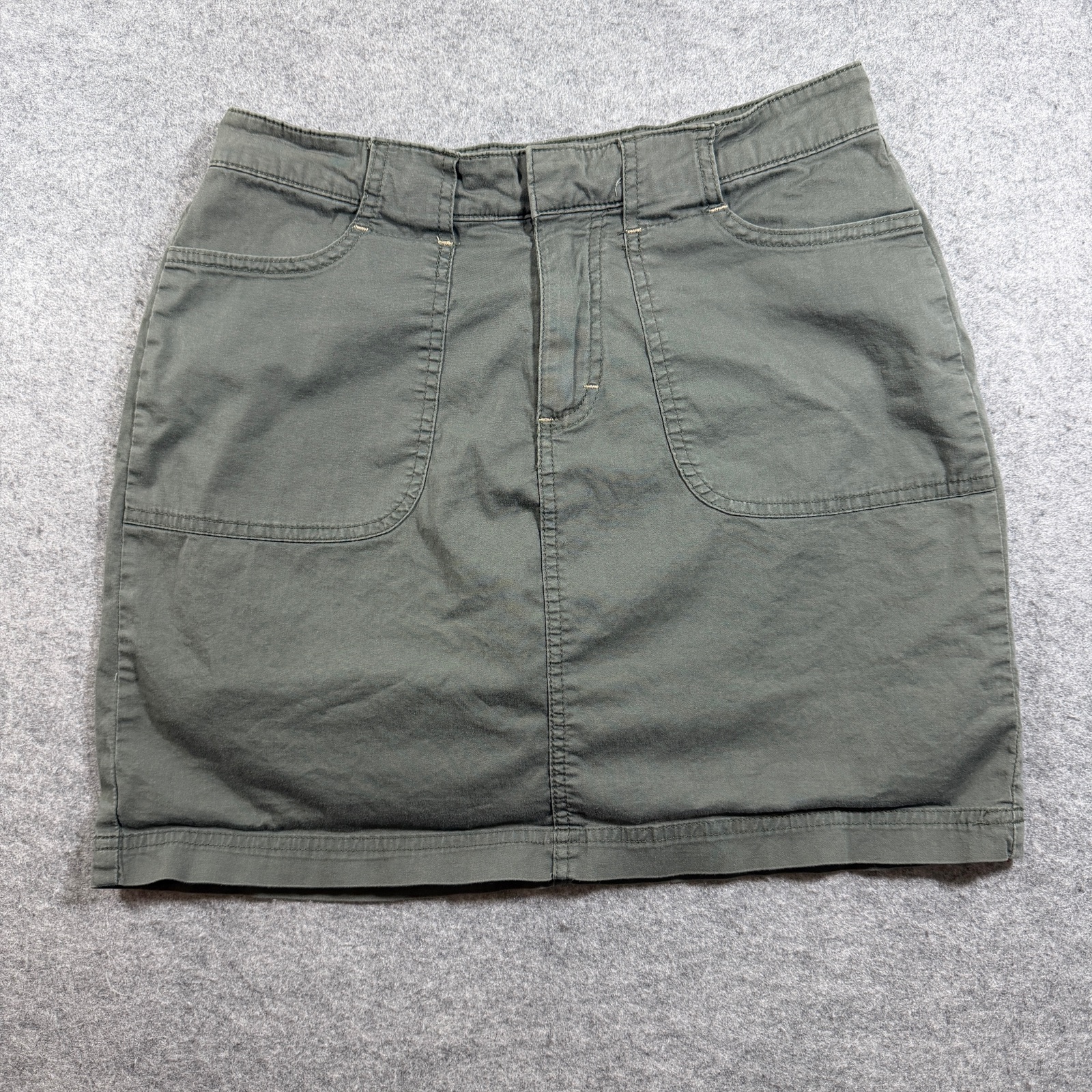 Lee Cargo Skort Womens 6 Olive Green Utility Patch Pockets Below Waist Casual