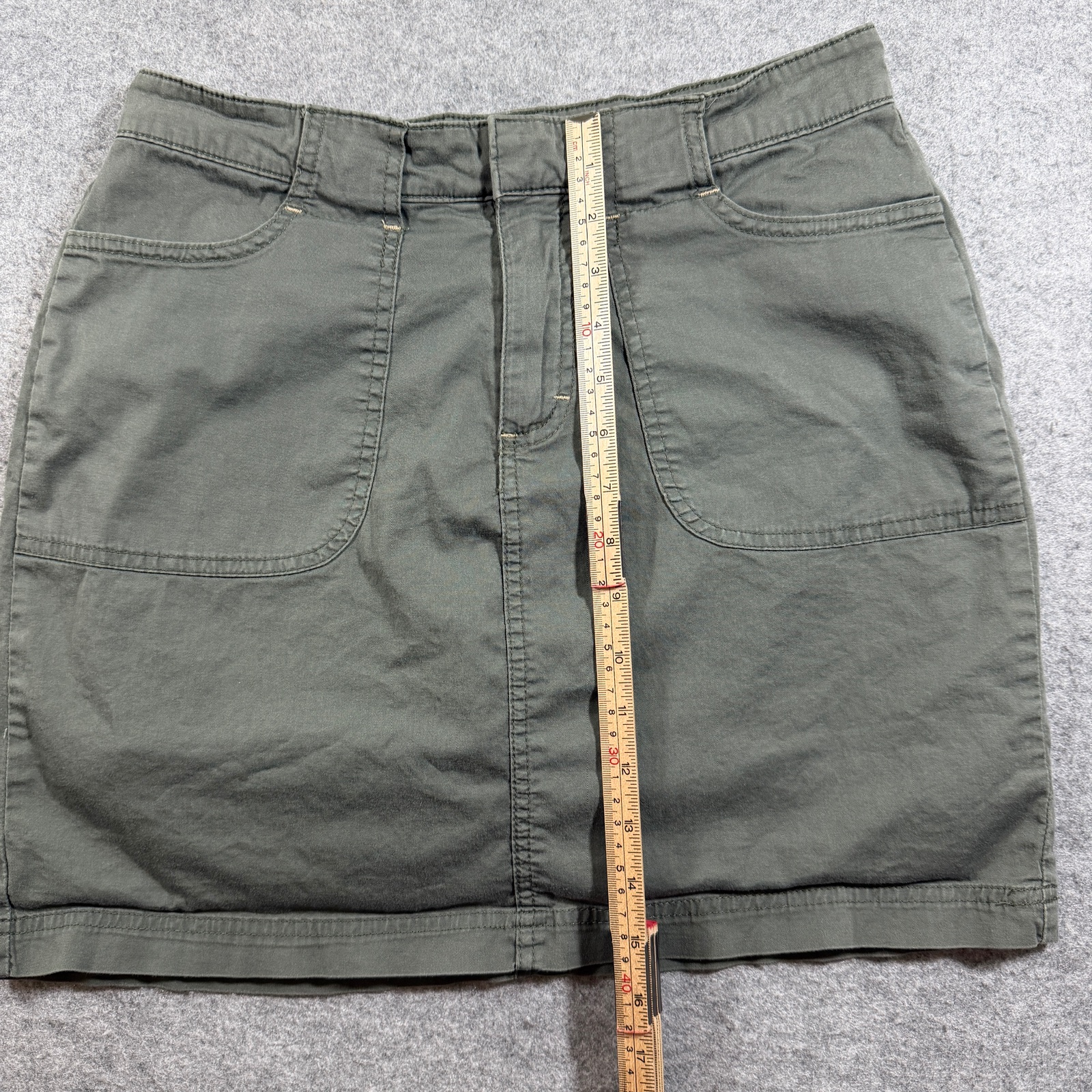 Lee Cargo Skort Womens 6 Olive Green Utility Patch Pockets Below Waist Casual thumbnail 7