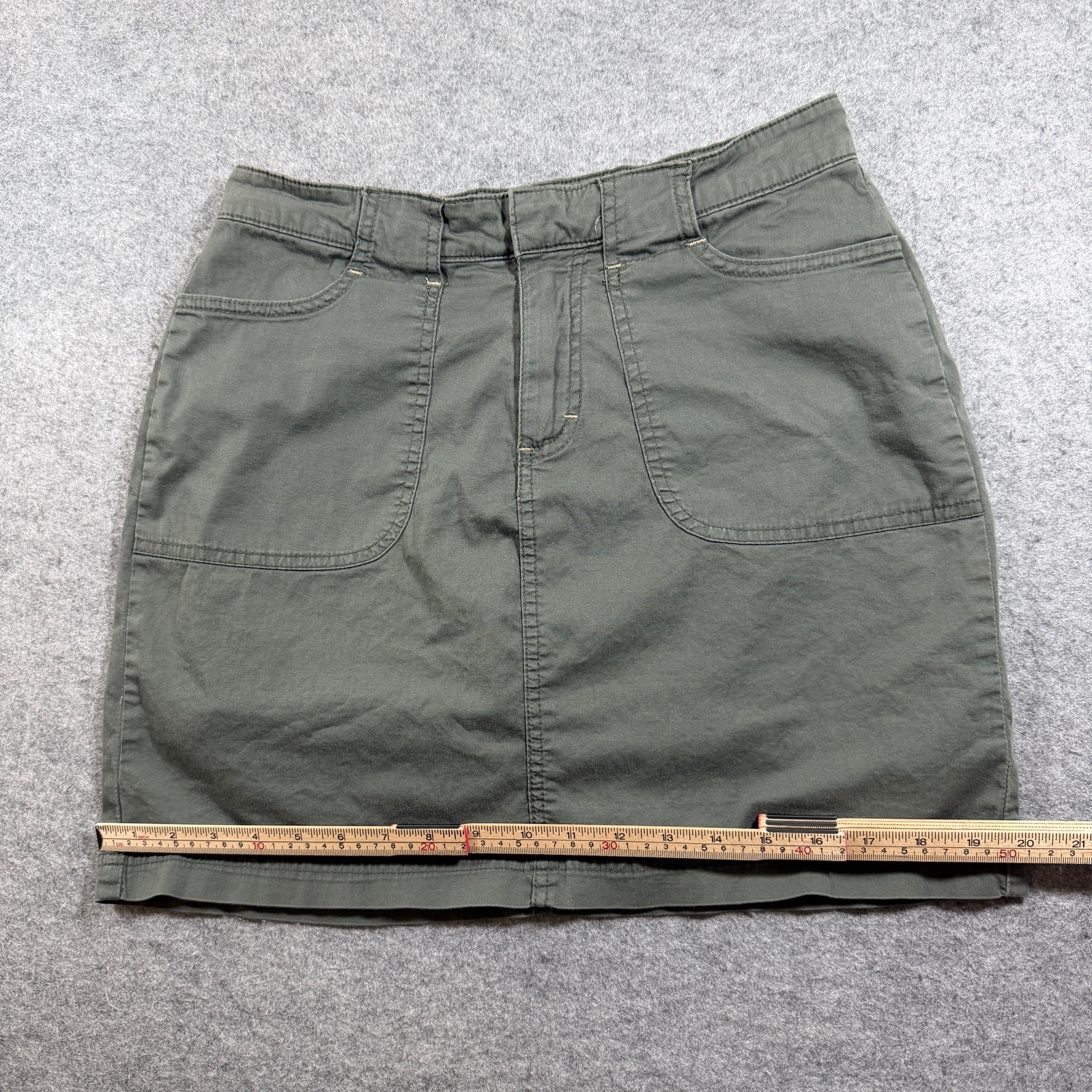 Lee Cargo Skort Womens 6 Olive Green Utility Patch Pockets Below Waist Casual thumbnail 8