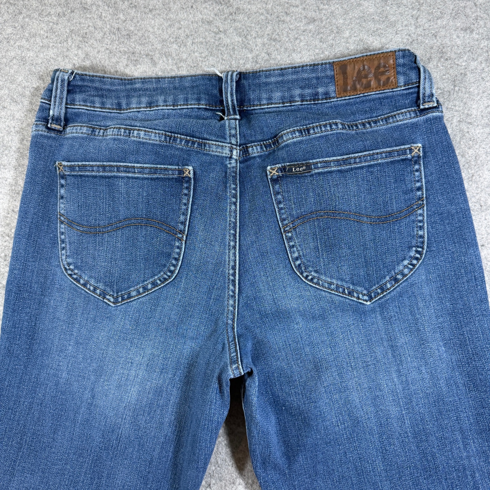 Lee Jeans Womens 8 Medium Blue Wash Straight Leg Mid Rise Stretch Denim thumbnail 11