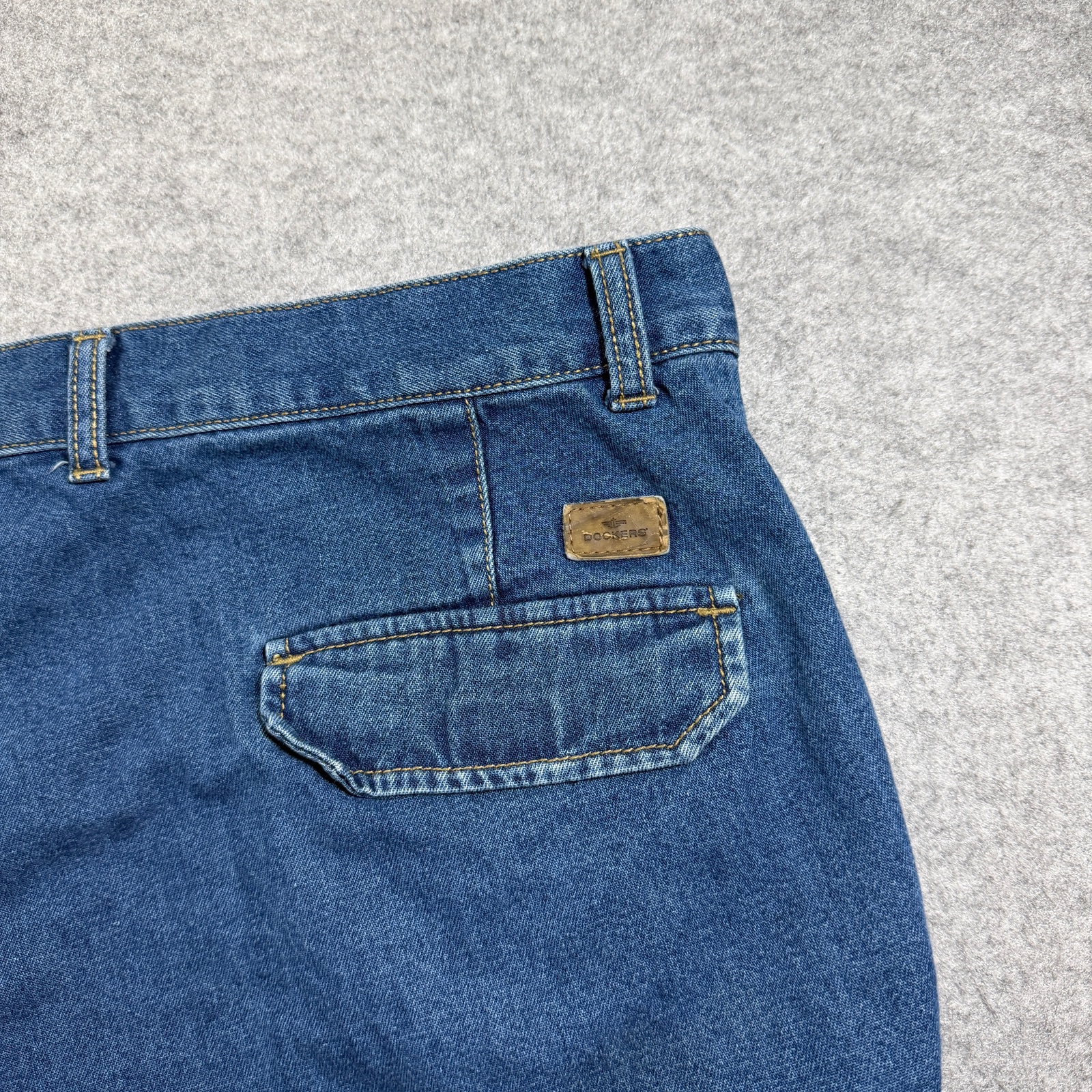 Dockers Cargo Shorts Jorts Mens W44 Denim Blue Flat Front Relaxed Fit Casual thumbnail 3