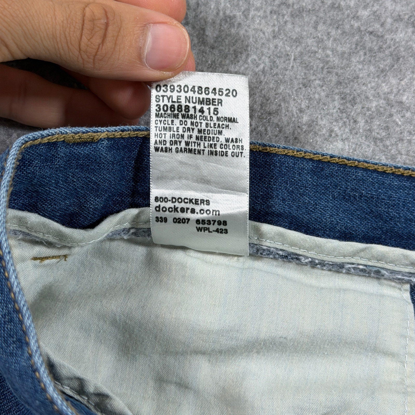 Dockers Cargo Shorts Jorts Mens W44 Denim Blue Flat Front Relaxed Fit Casual thumbnail 9