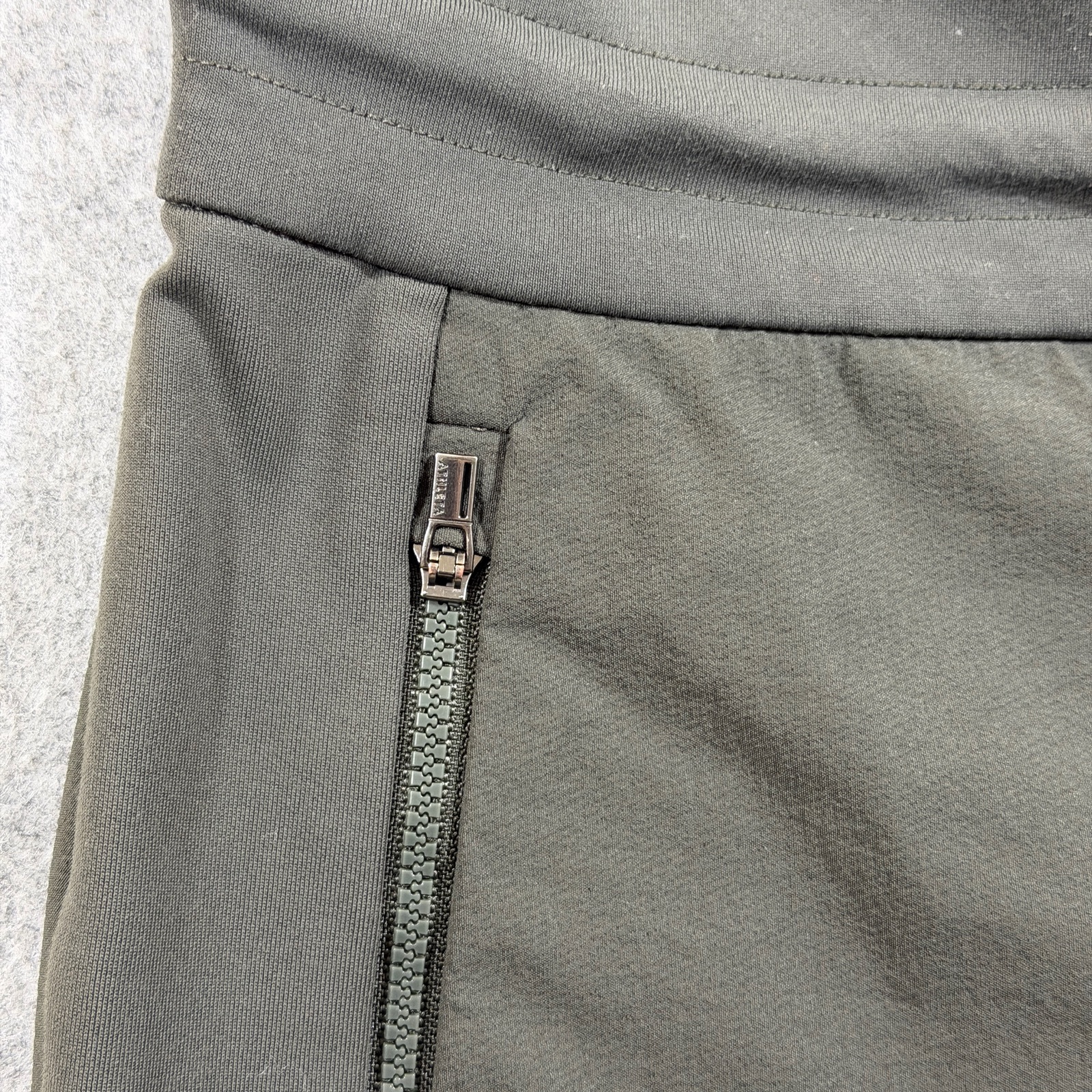 Athleta Joggers Womens 4 Olive Green Zip Pockets Tapered Lounge Athleisure thumbnail 5