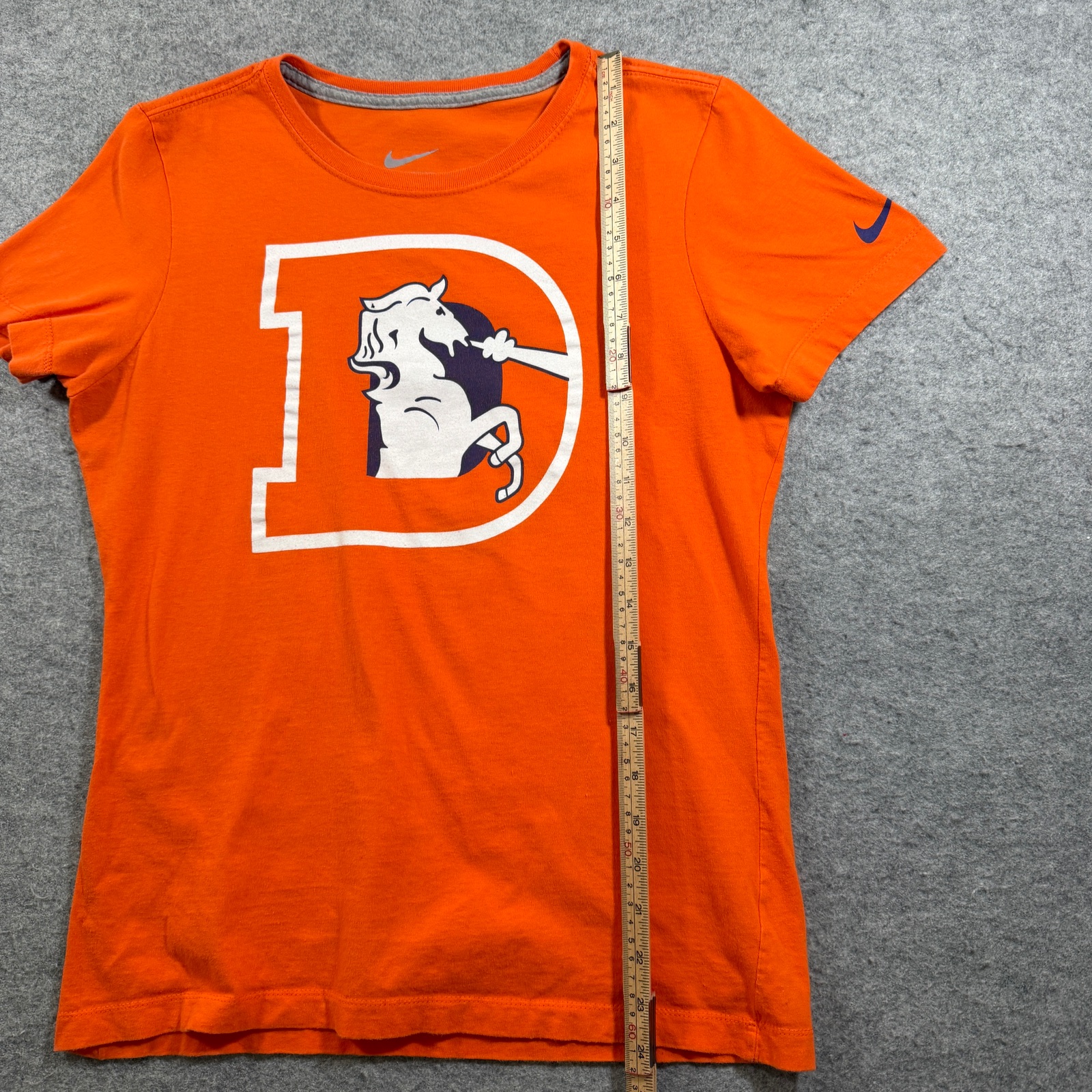 Nike Denver Broncos T Shirt Womens L Orange Retro Logo Slim Fit NFL Football thumbnail 7