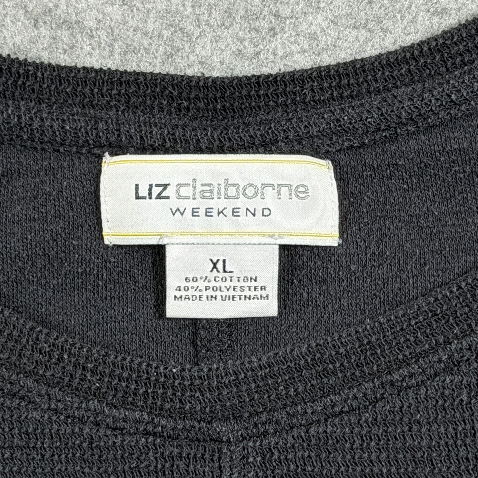 Liz Claiborne Weekend Sweater Women XL Black Waffle Knit Thermal Kangaroo Pocket thumbnail 3