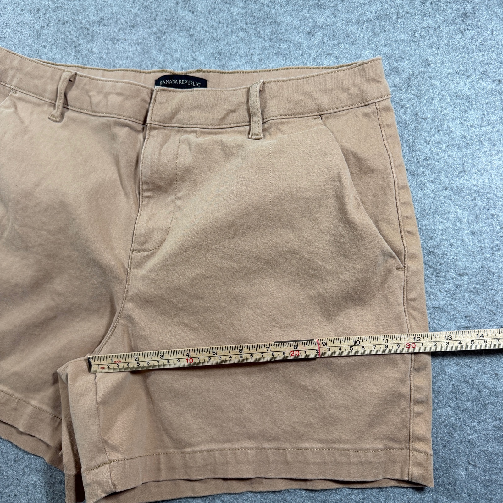 Banana Republic Chino Shorts Womens 14 Khaki Flat Front Preppy Straight Fit thumbnail 8