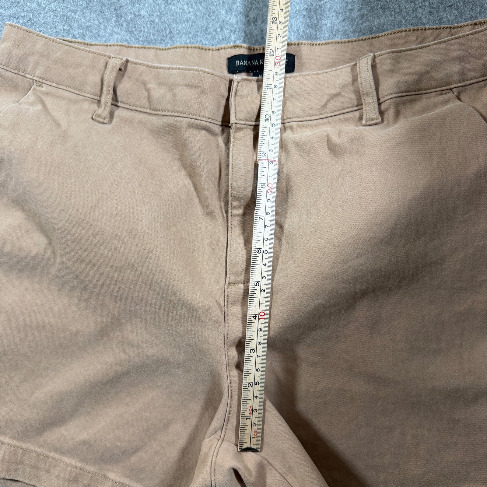 Banana Republic Chino Shorts Womens 14 Khaki Flat Front Preppy Straight Fit thumbnail 9