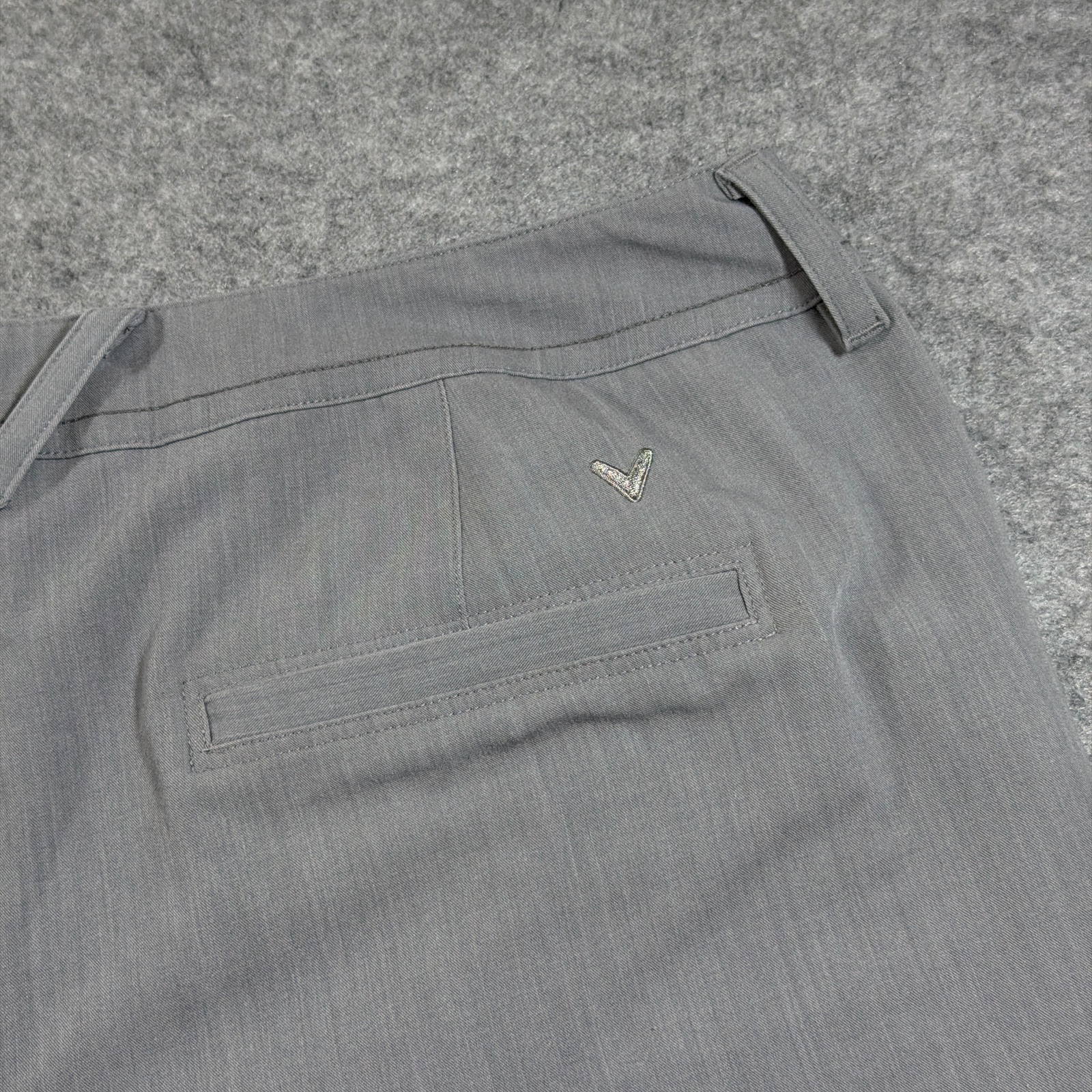 Callaway Bermuda Shorts Womens 12 Gray Golf Flat Front Zip Pockets Lightweight thumbnail 3