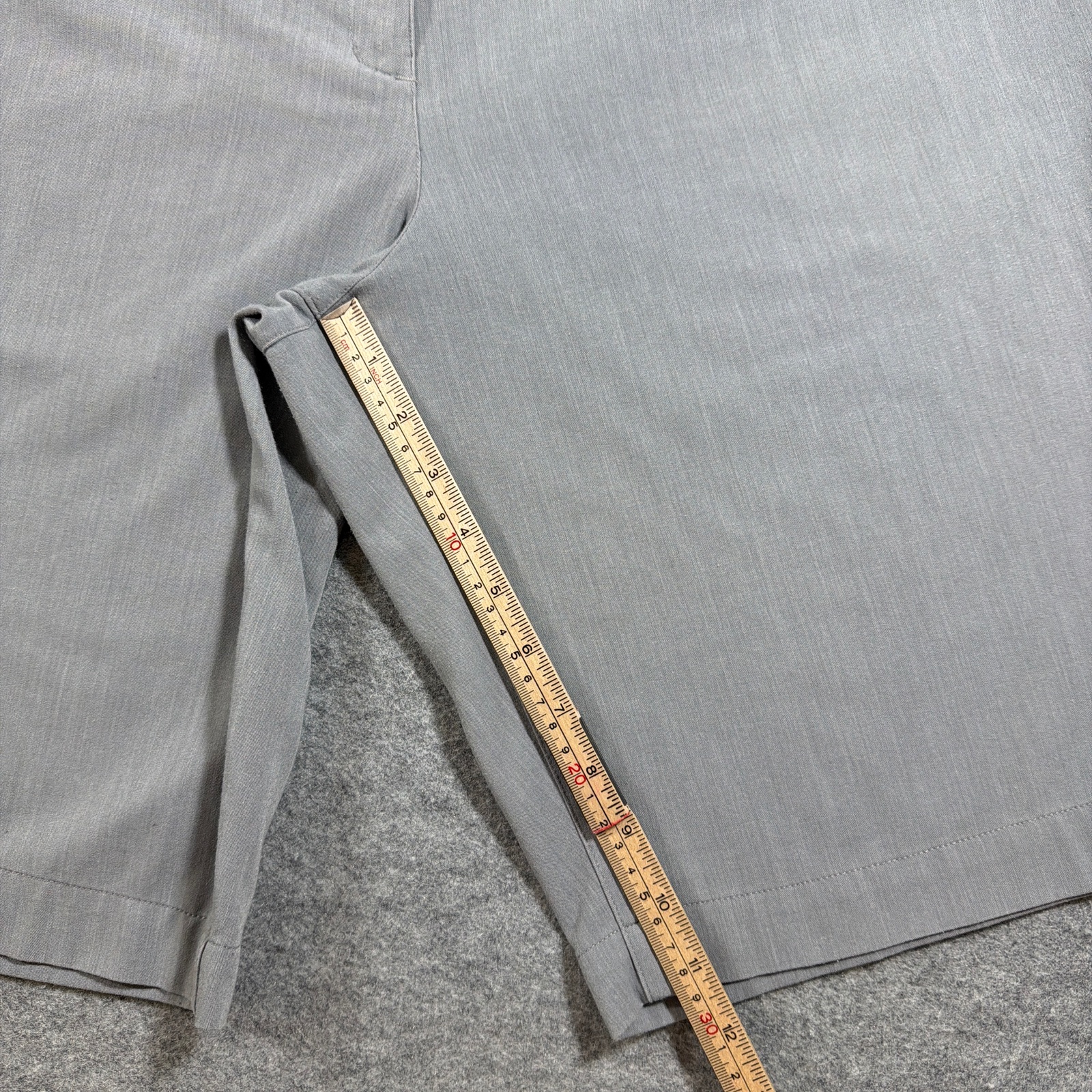 Callaway Bermuda Shorts Womens 12 Gray Golf Flat Front Zip Pockets Lightweight thumbnail 8