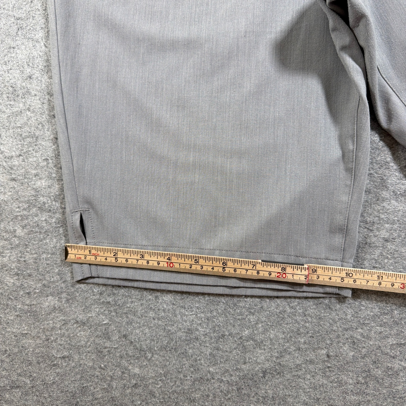 Callaway Bermuda Shorts Womens 12 Gray Golf Flat Front Zip Pockets Lightweight thumbnail 12