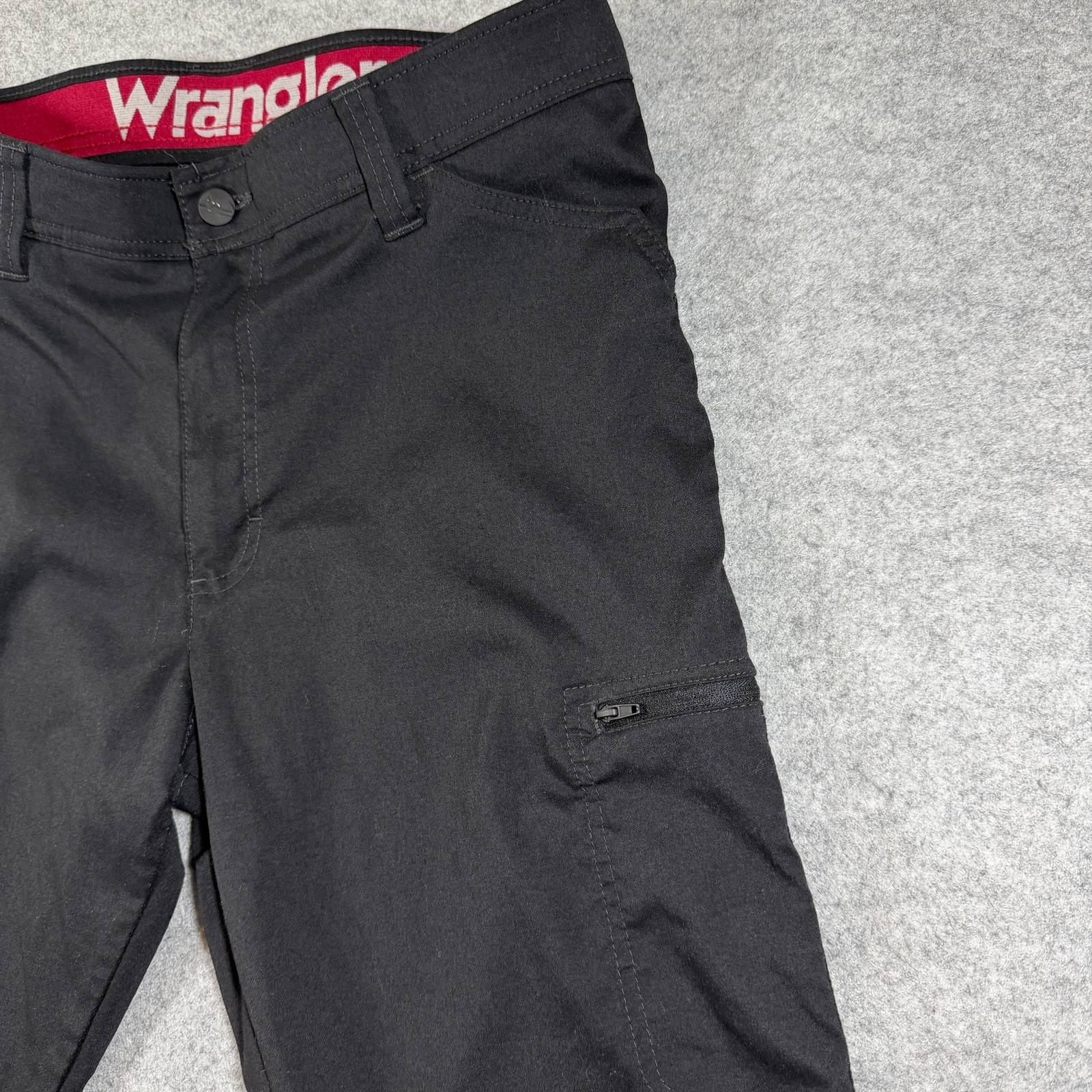 Wrangler ATG Utility Pants Mens 30x30 Black Stretch Zip Pockets Hiking Workwear thumbnail 9