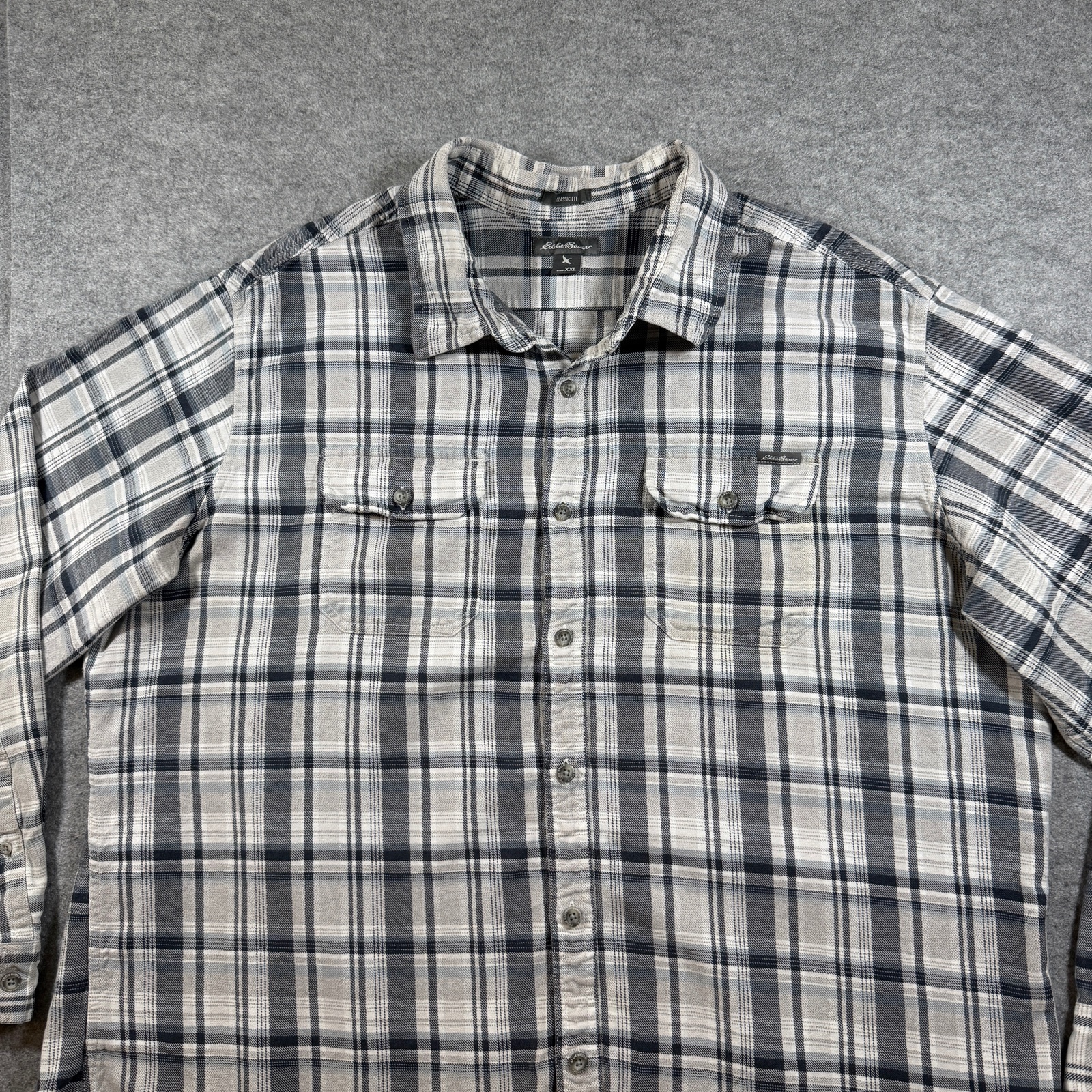 Eddie Bauer Flannel Shirt Mens XXL Gray Plaid Button Up Classic Fit Outdoor Work thumbnail 3