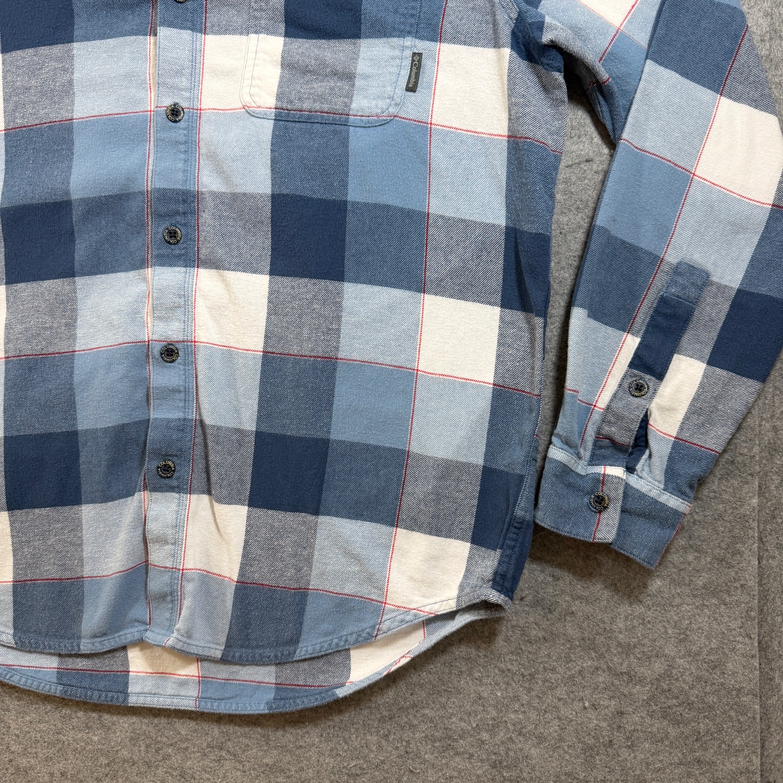 Columbia Flannel Shirt Mens L Blue Plaid Button Up Pocket Outdoor Workwear Hike thumbnail 5