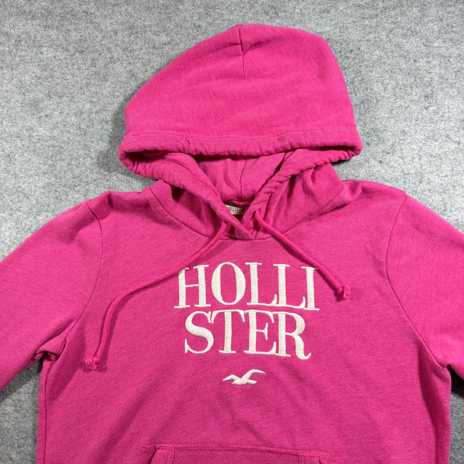 Hollister Hoodie Womens M Pink Embroidered Graphic Fleece Pullover Drawstring thumbnail 2