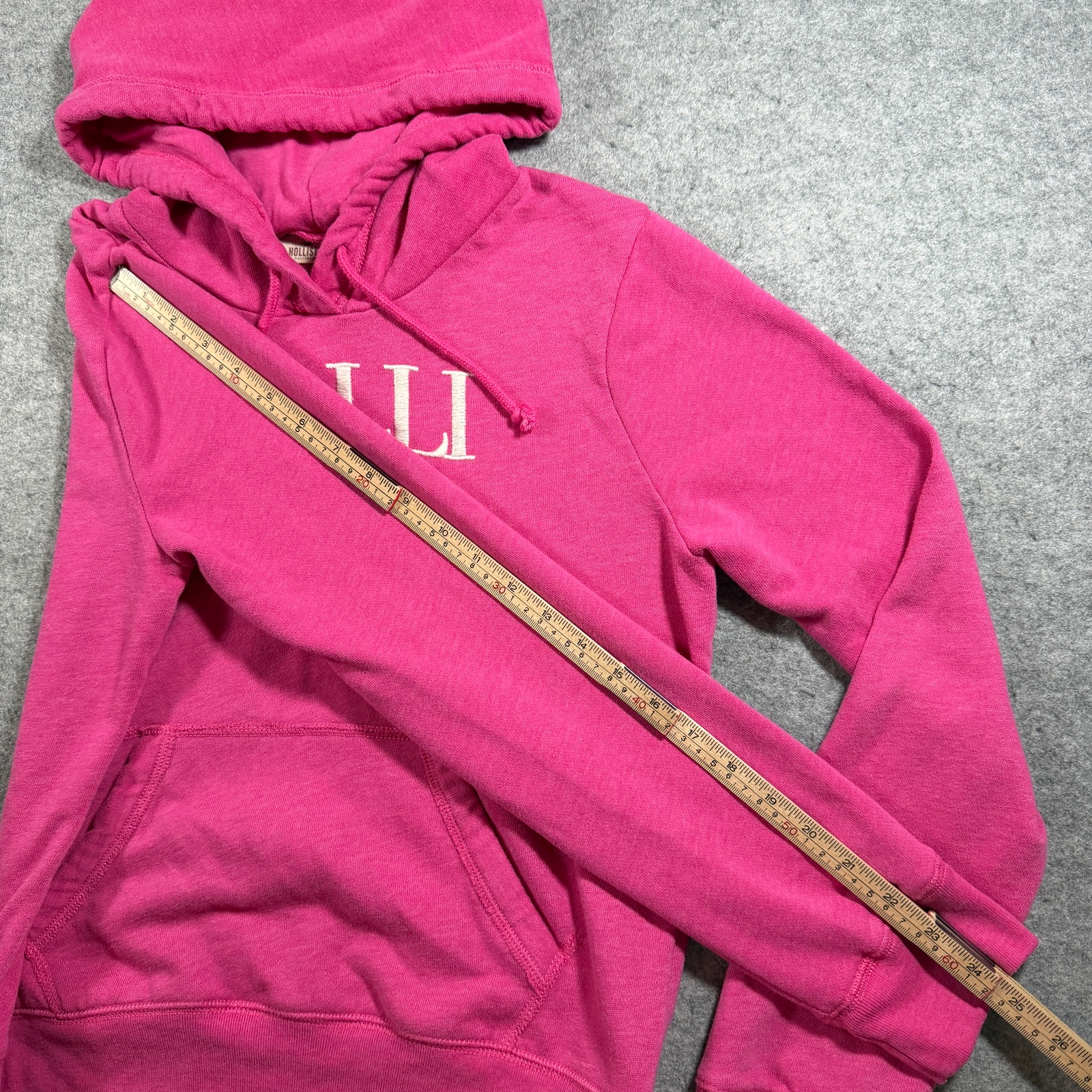 Hollister Hoodie Womens M Pink Embroidered Graphic Fleece Pullover Drawstring thumbnail 7