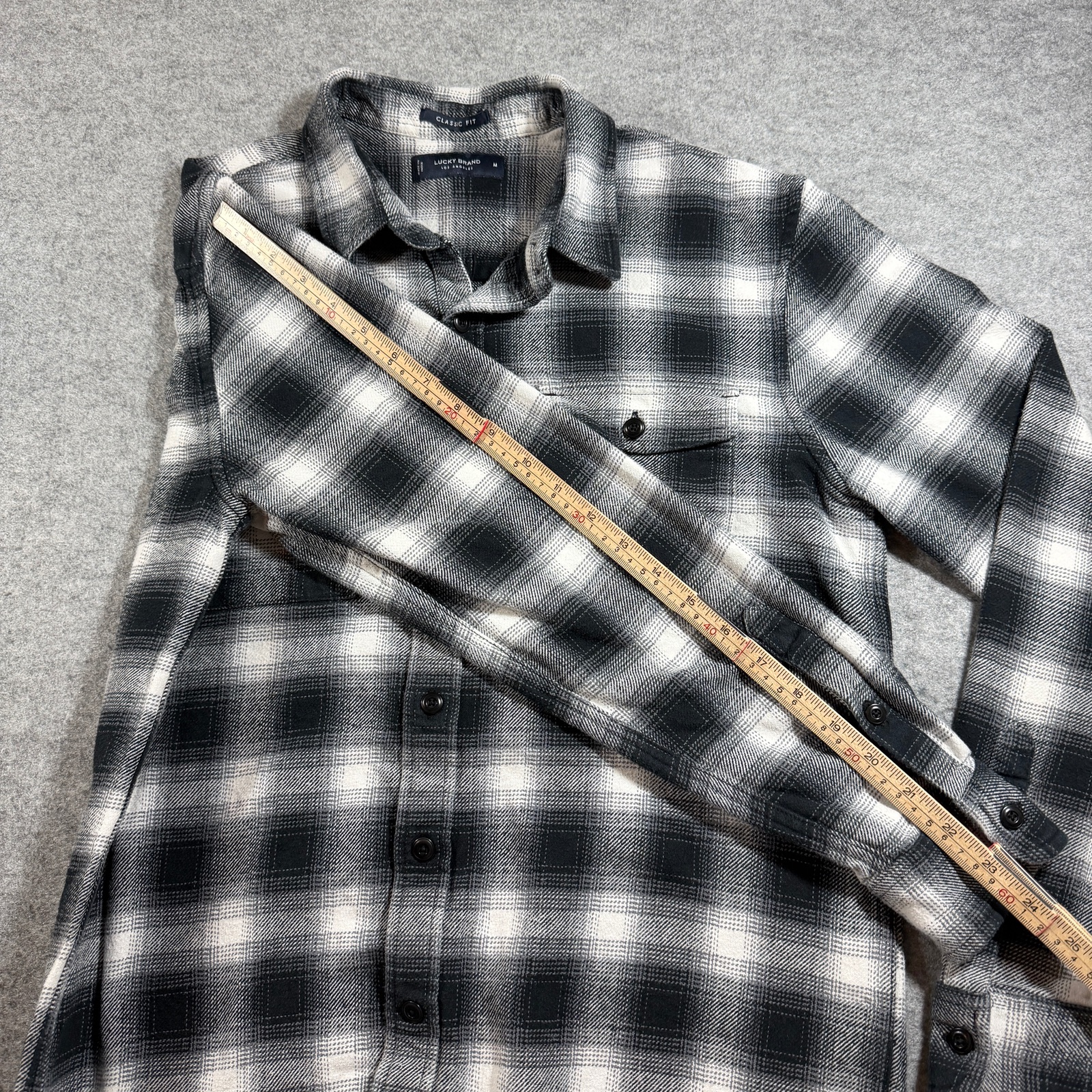 Lucky Brand Flannel Shirt Mens M Black White Buffalo Plaid Button Front Classic thumbnail 8