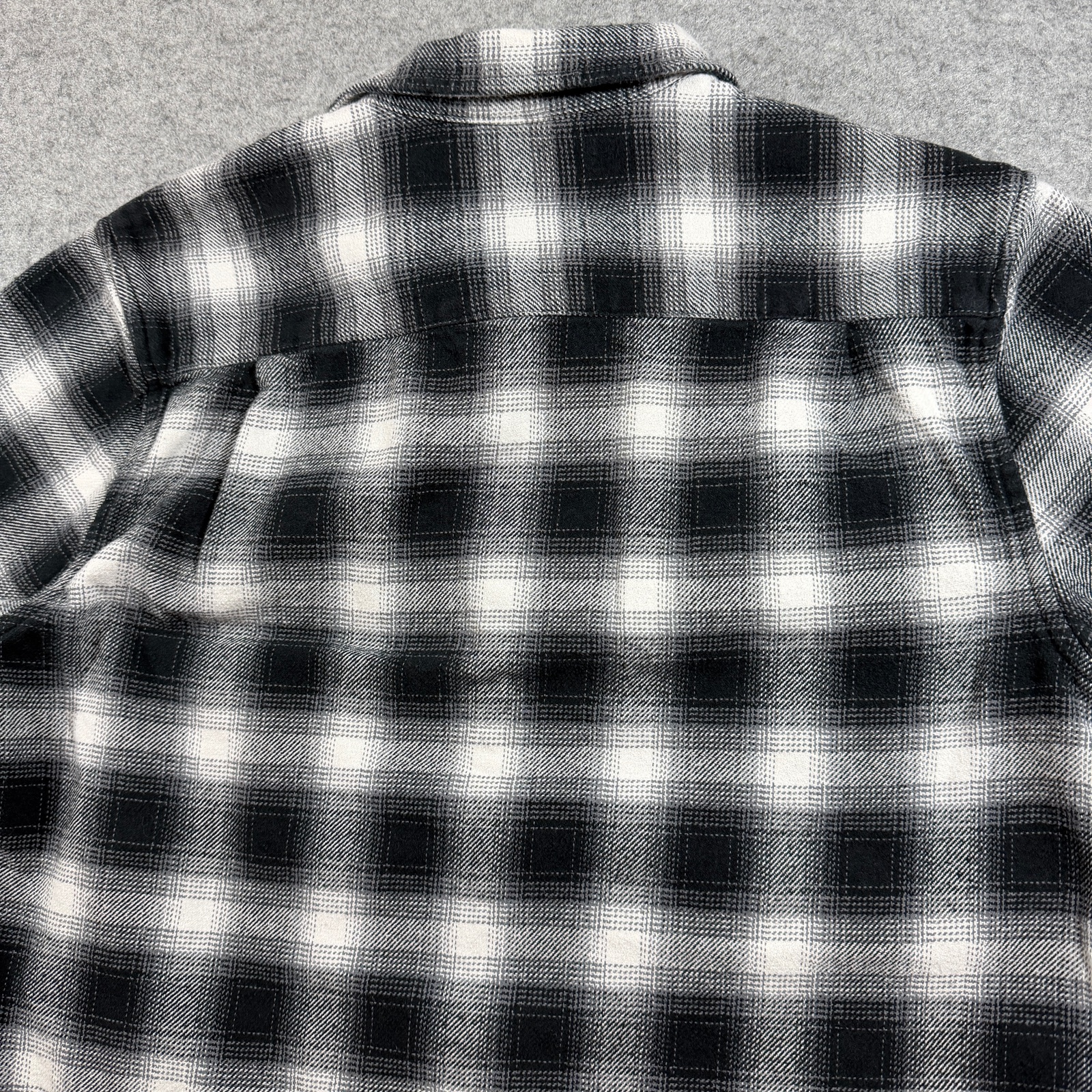 Lucky Brand Flannel Shirt Mens M Black White Buffalo Plaid Button Front Classic thumbnail 9