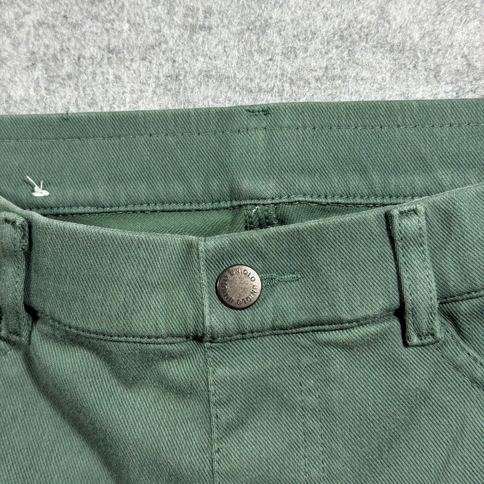Uniqlo Pants Womens M Olive Green Slim Skinny Stretch Five Pocket Casual thumbnail 3
