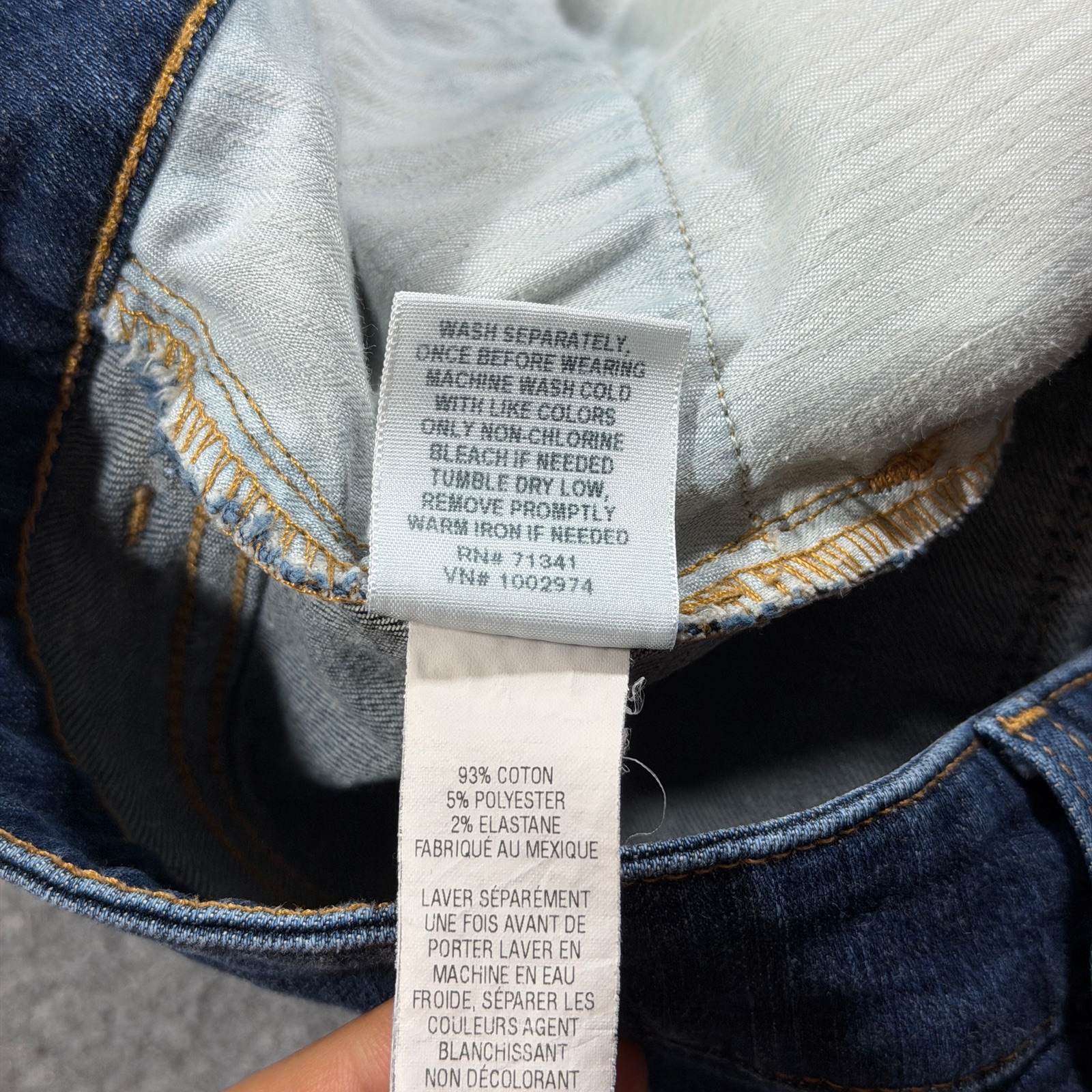 L.L.Bean Favorite Fit Jeans Womens 14 Dark Blue Wash Stretch Denim Classic Pants thumbnail 10