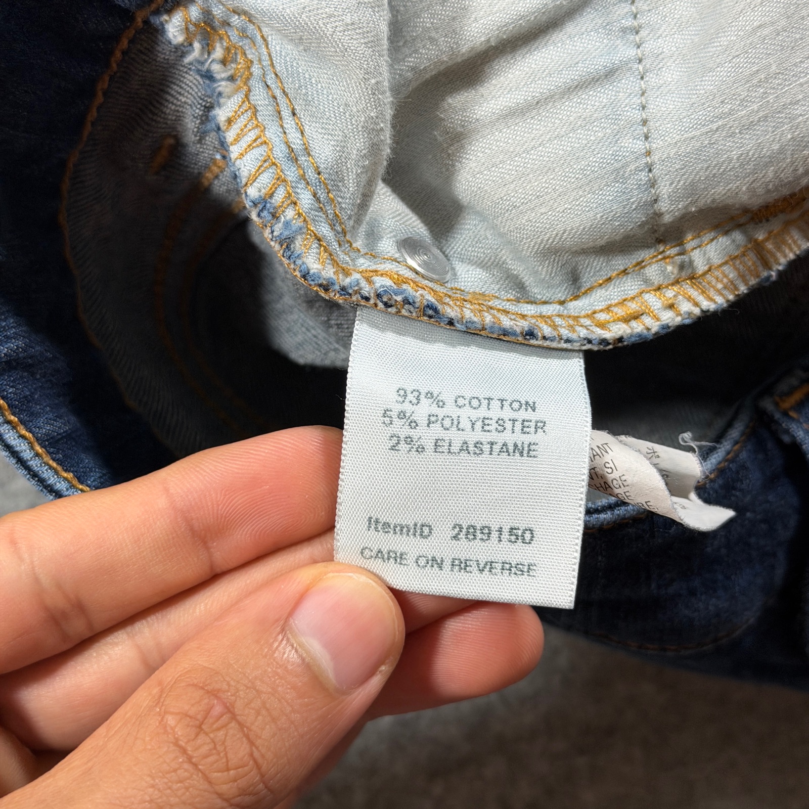 L.L.Bean Favorite Fit Jeans Womens 14 Dark Blue Wash Stretch Denim Classic Pants thumbnail 11