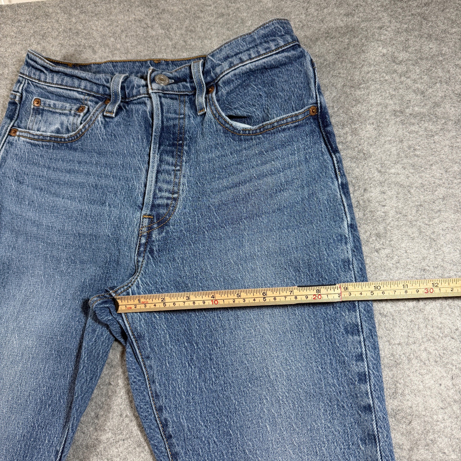 Levi's 501 Skinny Jeans Womens 27x28 Medium Wash Stretch Denim Red Tab thumbnail 8